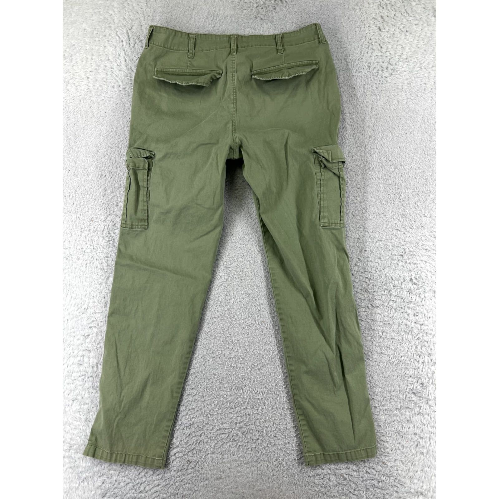 Vintage Cali 1850 Pants Womens Cargo Army Green Mid Rise Ankle Zip Cotton Blend 9 Tapered Pants Womens Green Cargo 9” rise Size 30" / US 8 / IT 44 - 2 Thumbnail