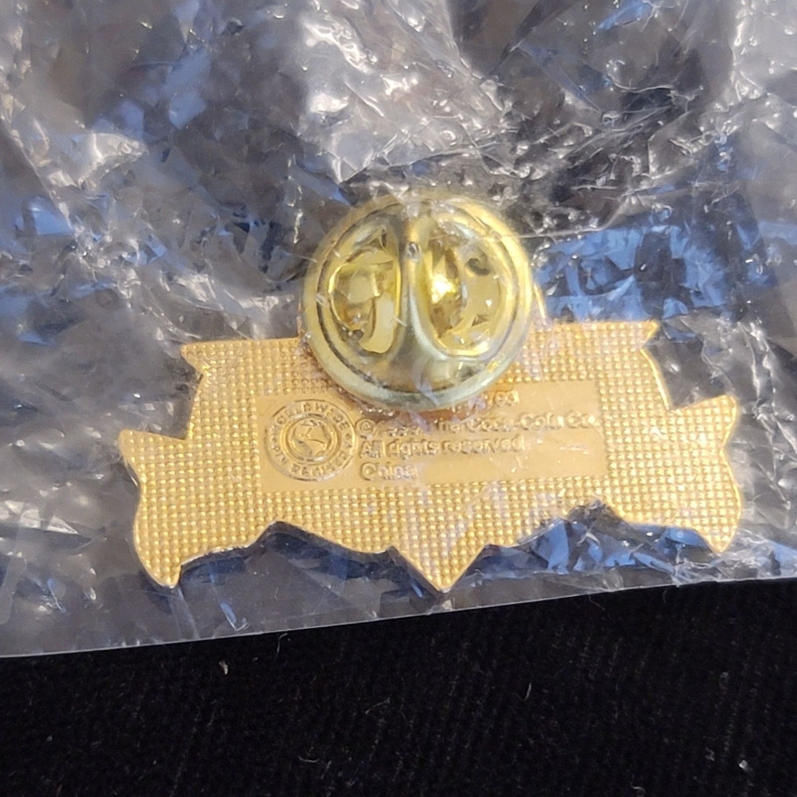 Coca Cola Vtg 1998 Coca Cola NASCAR Racing Lapel Pin Size ONE SIZE - 3 Thumbnail