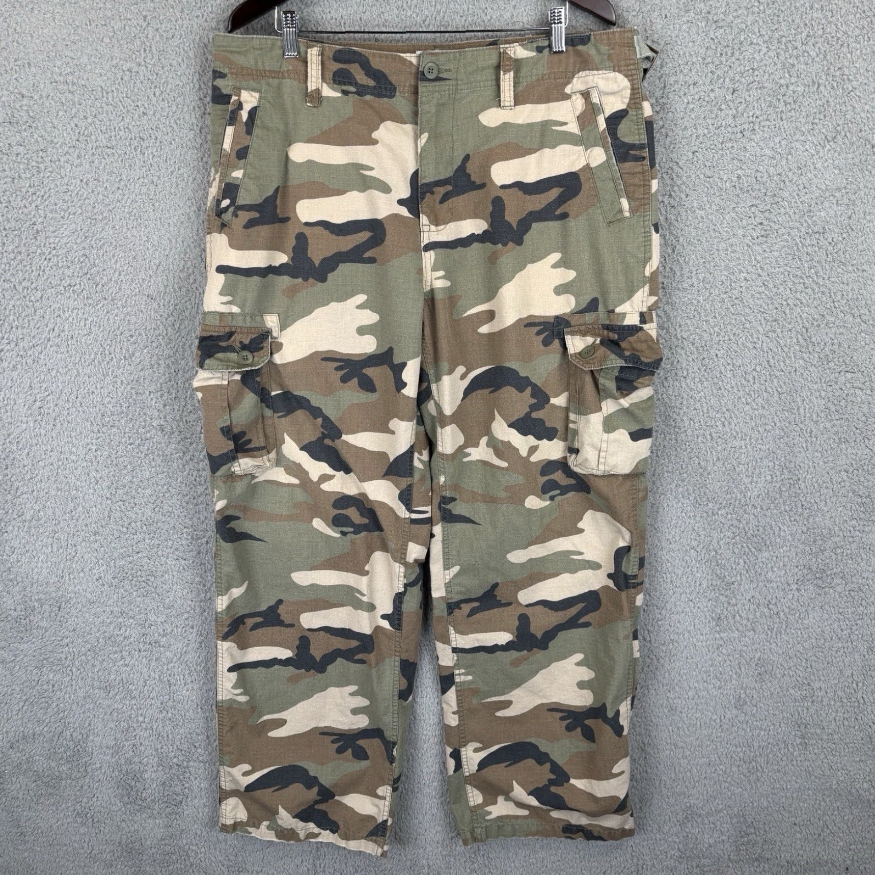 Gap VINTAGE GAP Camouflage Cargo Pants Men 38x34 Wide-Leg Baggy 90s Y2K Fall Spring Summer Winter Mens Size US 38 / EU 54 - 2 Thumbnail