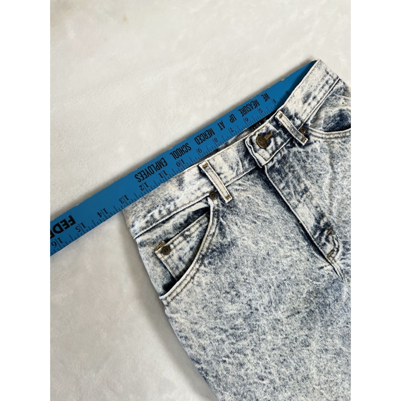 Lee VINTAGE Lee Jeans Denim Acid Wash Blue 26x30 USA 80s Regular Tapered Mens Size US 26 / EU 42 - 4 Thumbnail