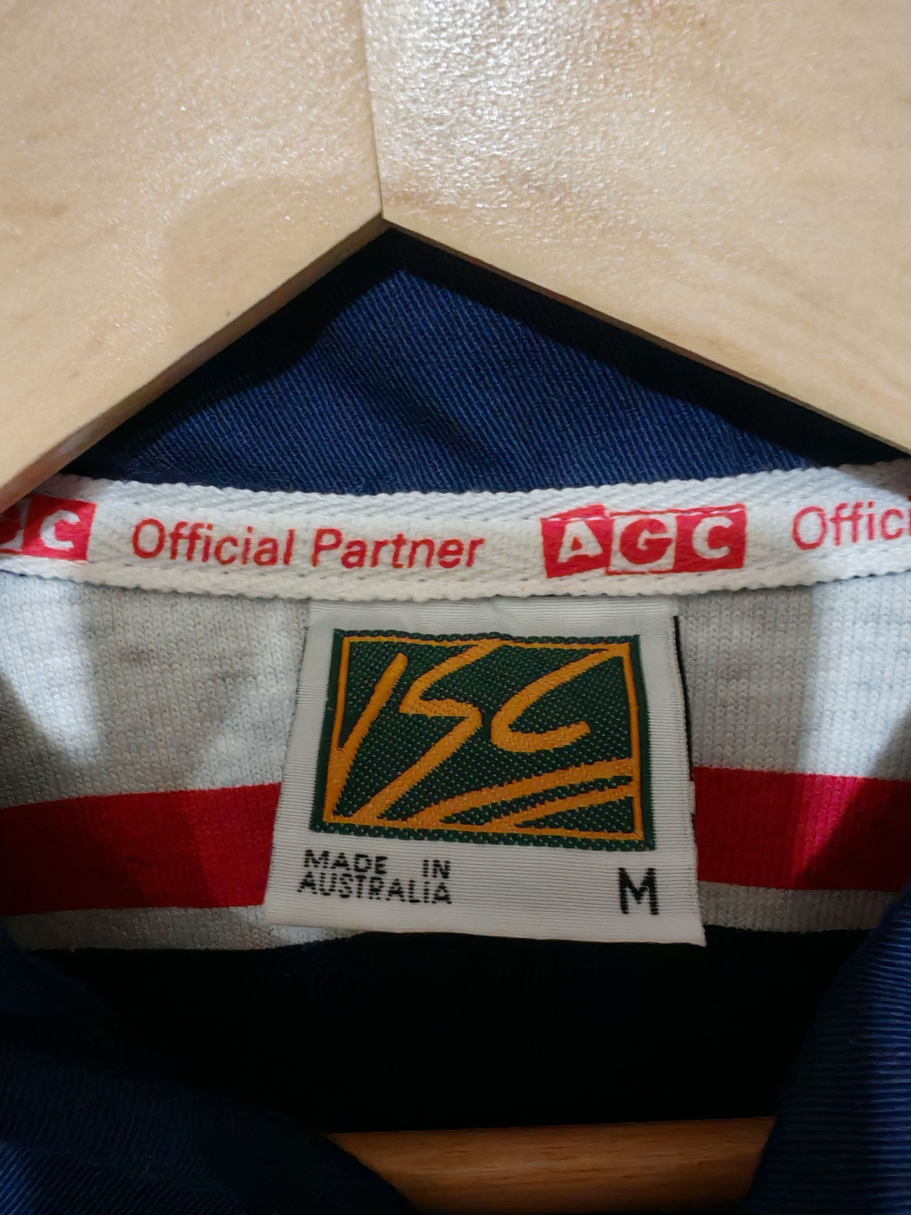 Vintage Vintage Sydney 2000 Summer Olympic Jumper By ISC Size US M / EU 48-50 / 2 - 4 Thumbnail