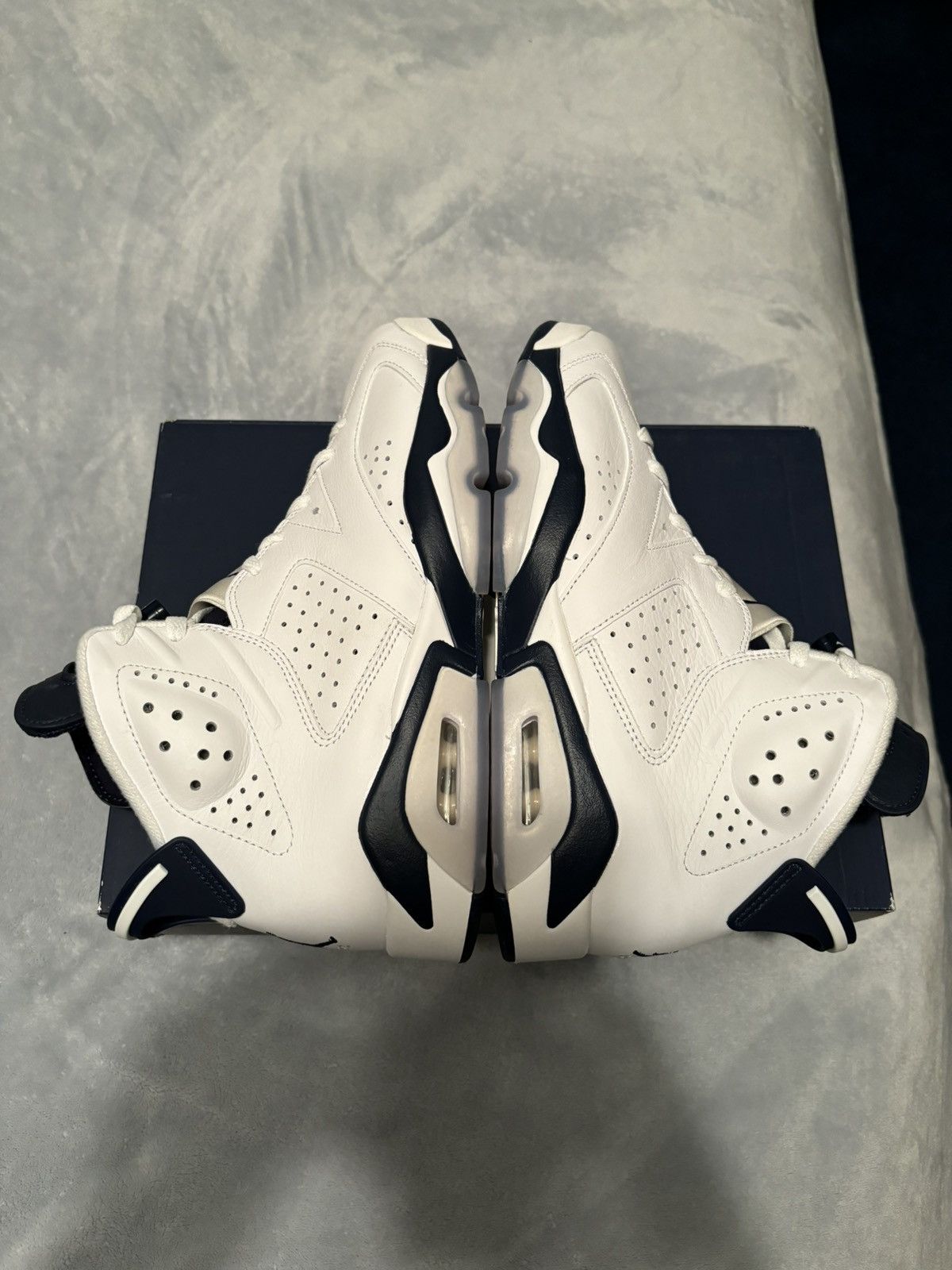 Jordan Brand Jordan 6 Retro Midnight Navy 2022 Size 10 Size US 10 / EU 43 - 3 Thumbnail