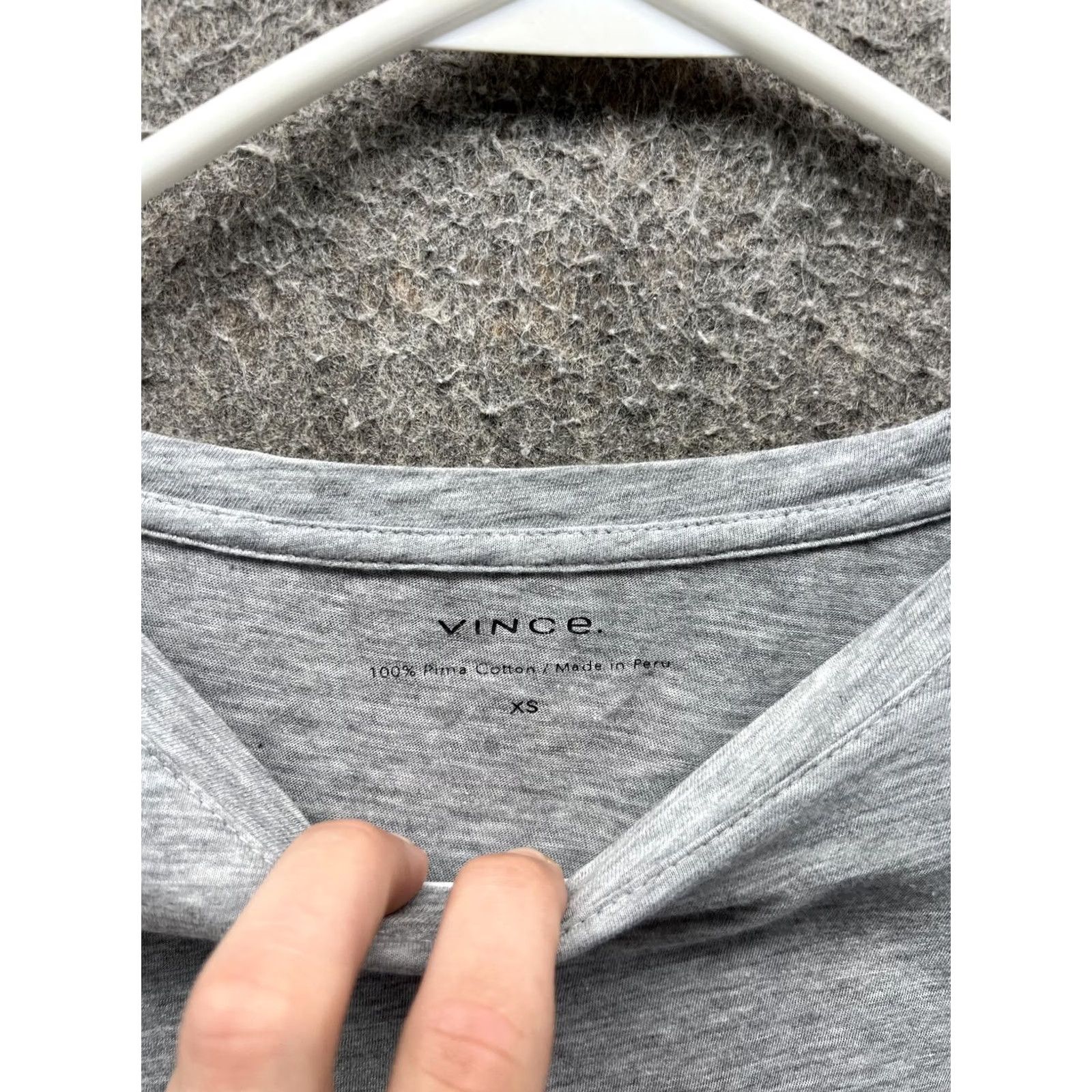Vince Vince XS Gray Long Sleeve Crew Neck Shirt Women Size XS / US 0-2 / IT 36-38 - 2 Thumbnail