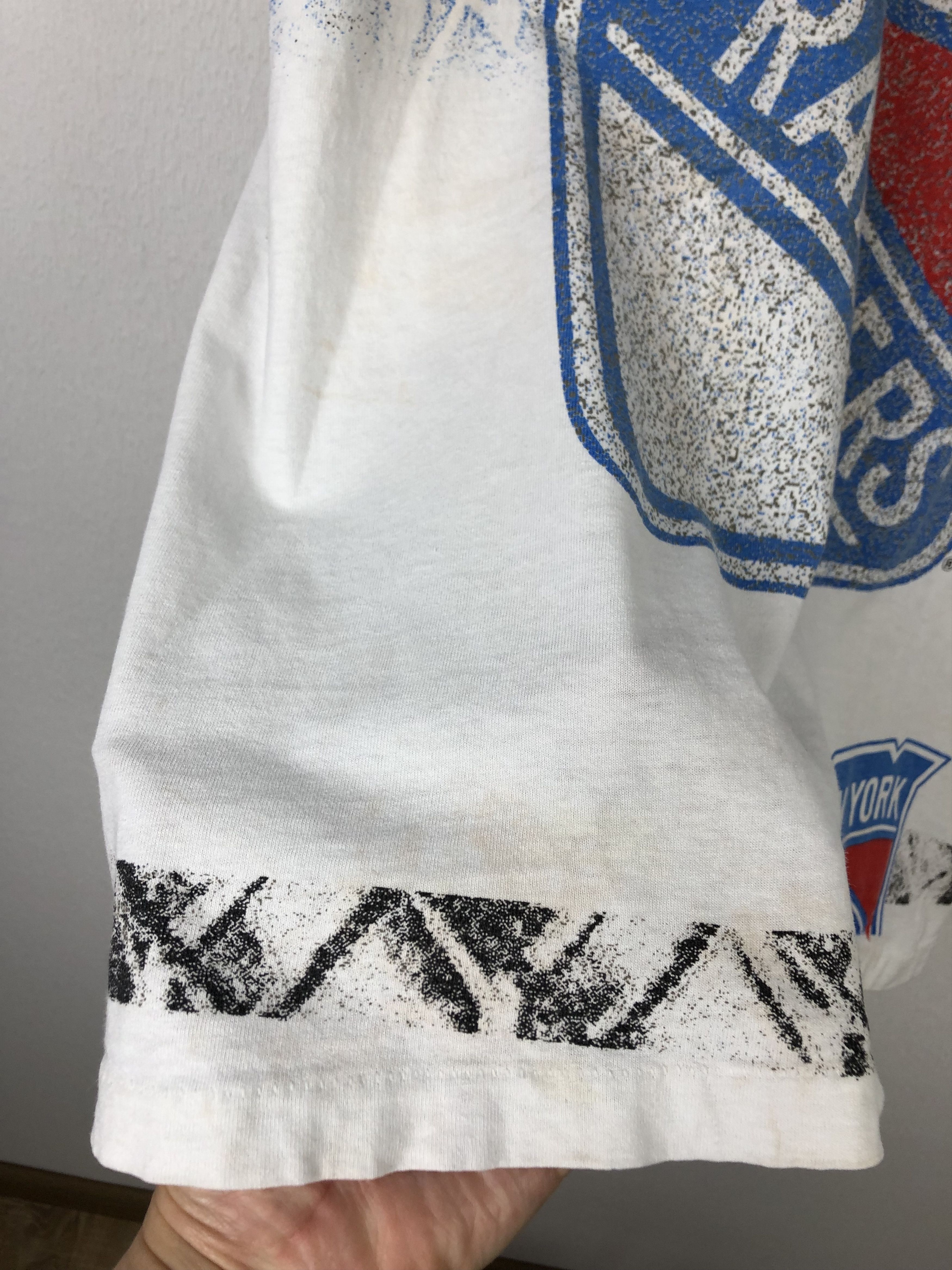 Vintage Vintage New York Rangers NHL Shirt Over Print Mens Tee Size US M / EU 48-50 / 2 - 7 Thumbnail