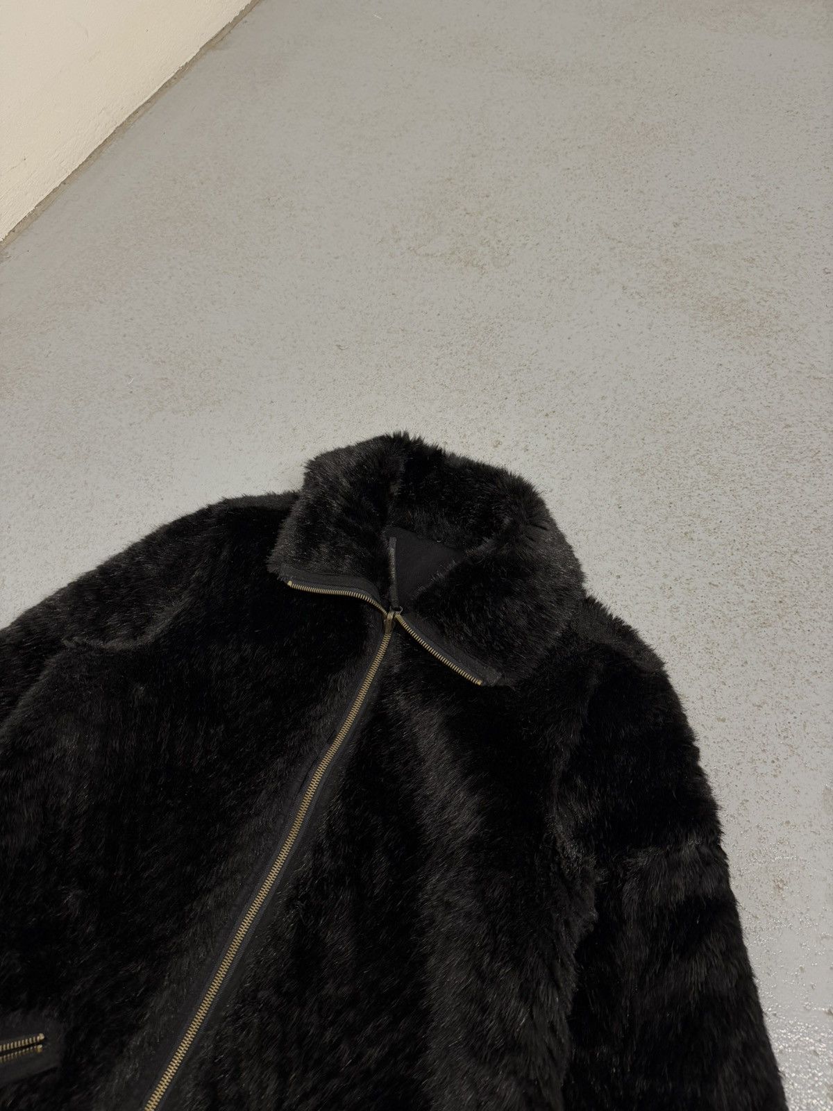 Armani Armani Jeans Fur /Suede Reversible Coat Size L / US 10 / IT 46 - 6 Thumbnail