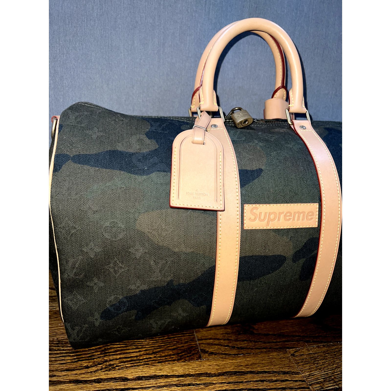 Louis Vuitton Louis Vuitton Supreme Keepall Bandouliere Travel Bag Size ONE SIZE - 4 Thumbnail