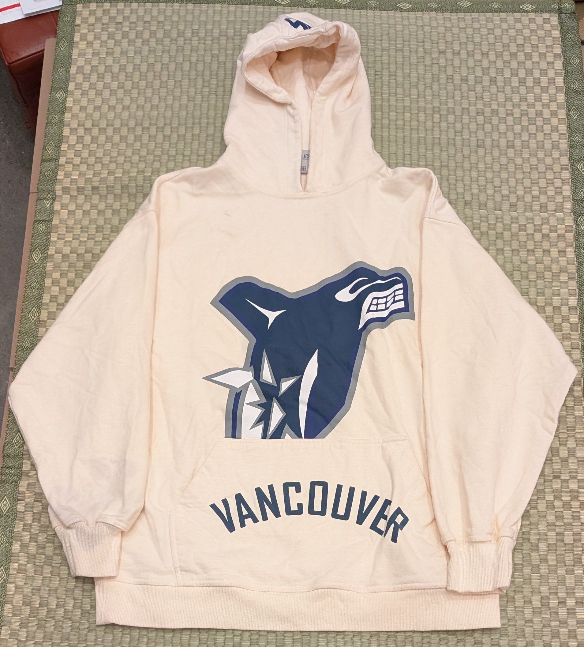 Other RARE In House x Vancouver Canucks French Terry Hoodie Size US XL / EU 56 / 4 - 1 Thumbnail