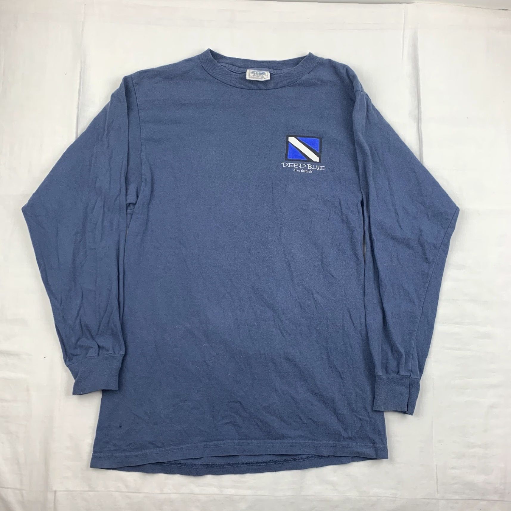 Vintage VINTAGE Deep Blue Dive Threads Long Sleeve Shirt Mens M Blue Ocean Shark 90s Theme Size US M / EU 48-50 / 2 - 4 Thumbnail