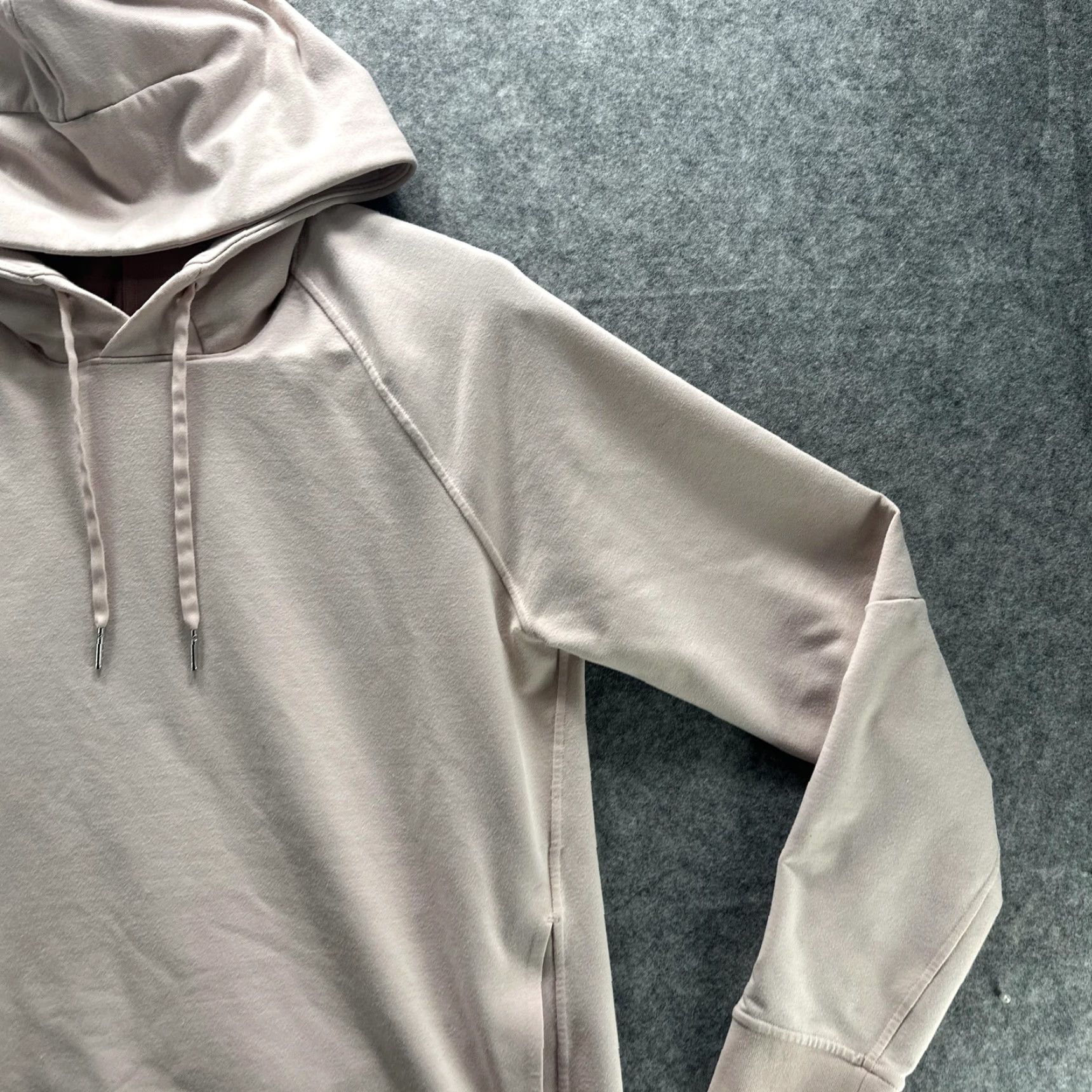 Lululemon Lululemon Hoodie Womens Small Beige Raglan Pockets Logo Pullover Sweatshirt Crew Neck Size S / US 4 / IT 40 - 6 Thumbnail
