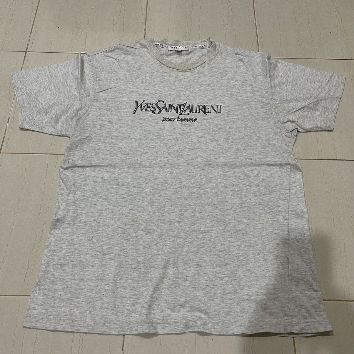 Yves Saint Laurent Vintage YVES SAINT LAURENT biglogo tee spellout Size US M / EU 48-50 / 2 - 5 Thumbnail