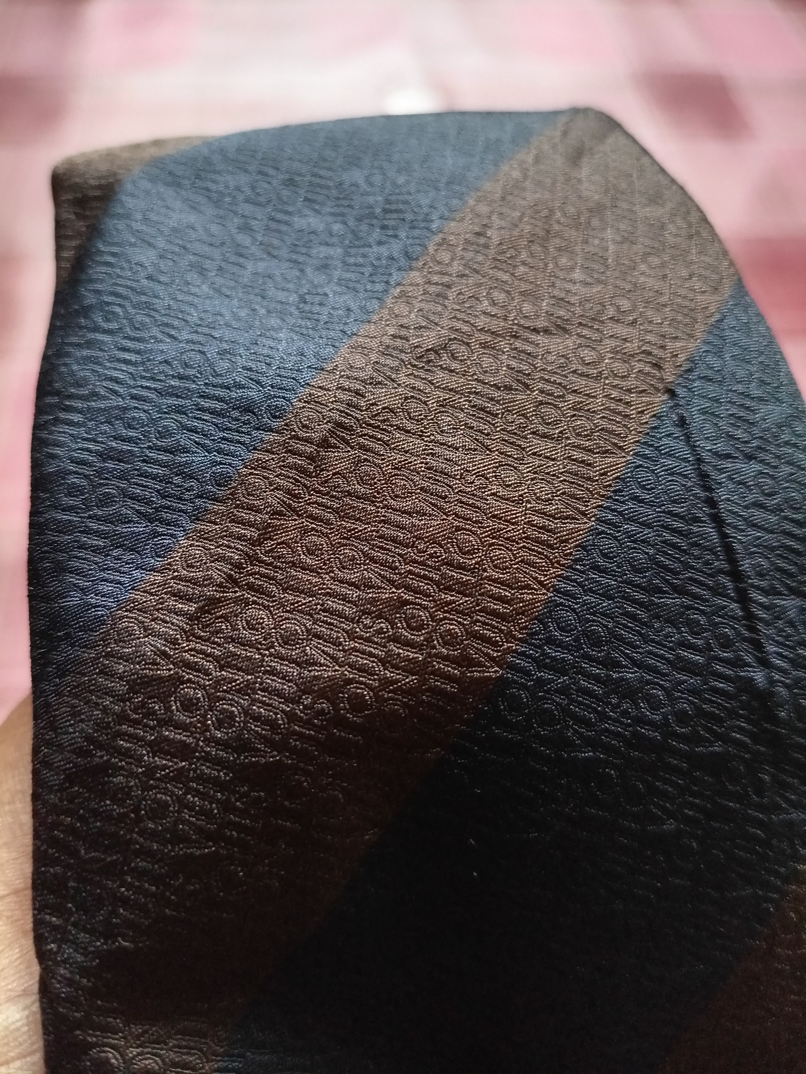 Louis Vuitton Louis Vuitton LV Logo Monogram Silk Tie Size ONE SIZE - 5 Thumbnail