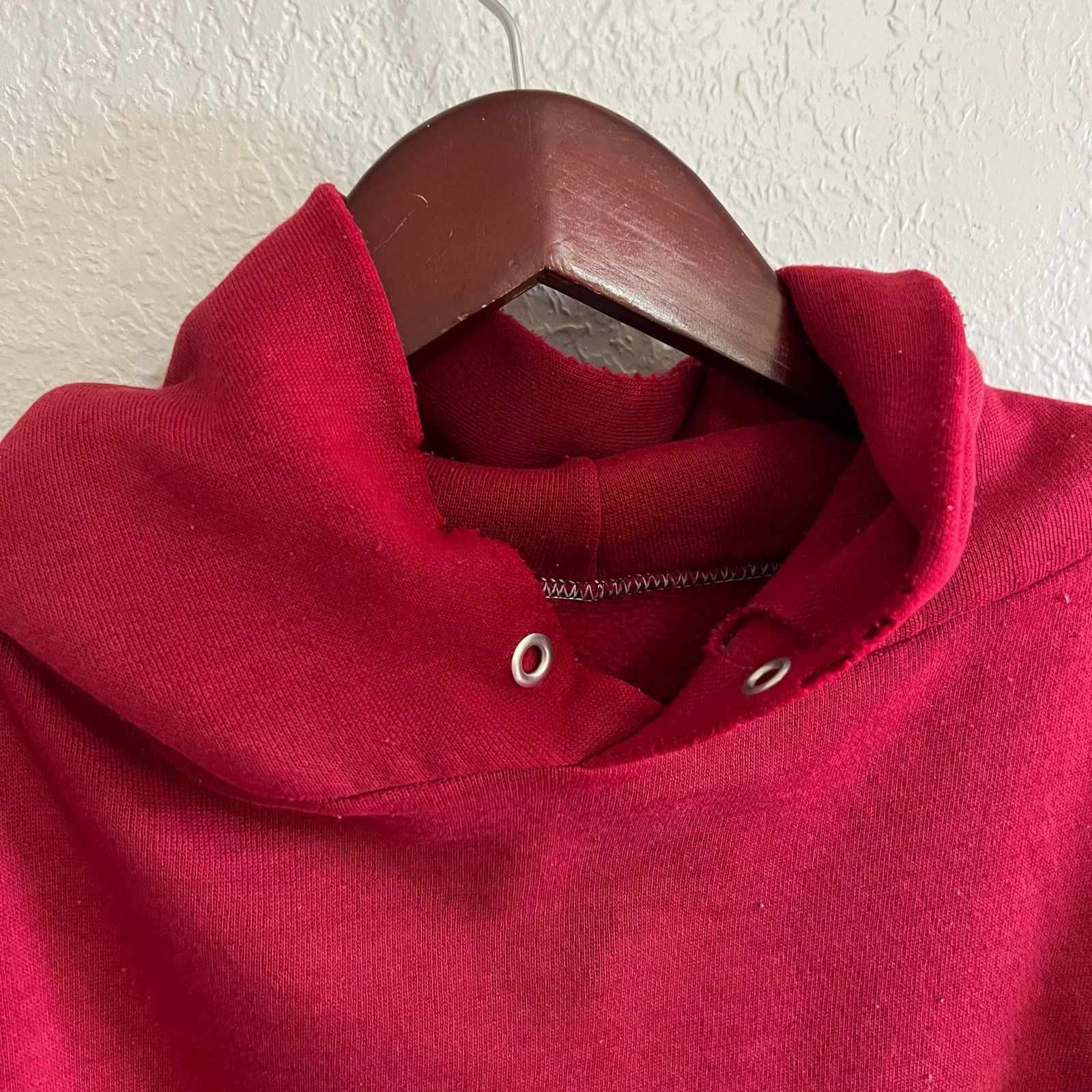 Russell Athletic Vintage 1970s Russell Athletic Hoodie Red USA Distressed L Size US L / EU 52-54 / 3 - 3 Thumbnail