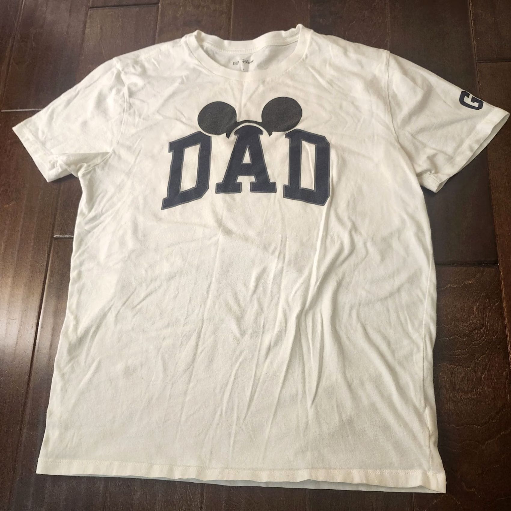 Gap GAP Disney Dad Mickey Shirt Mens Small White Graphic Fathers Day Tee Size US S / EU 44-46 / 1 - 2 Thumbnail