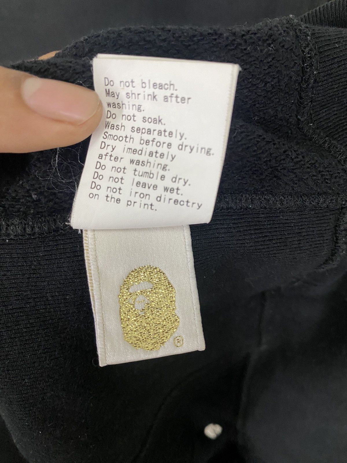 Bape Vintage bape spell out sweatshirt crewneck distressed Size US L / EU 52-54 / 3 - 10 Thumbnail