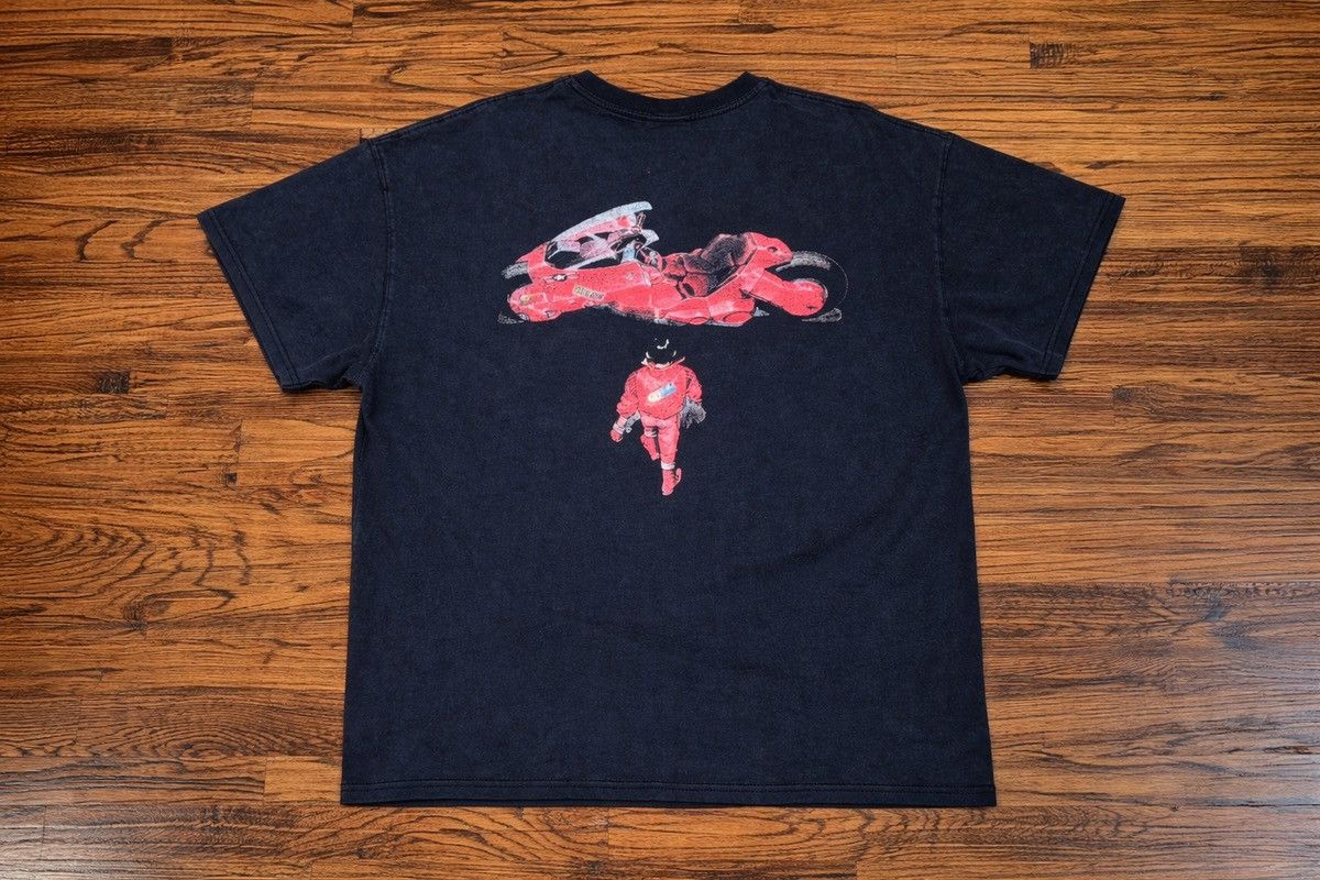Vintage Akira Anime Graphic Logo T-shirt Size XL