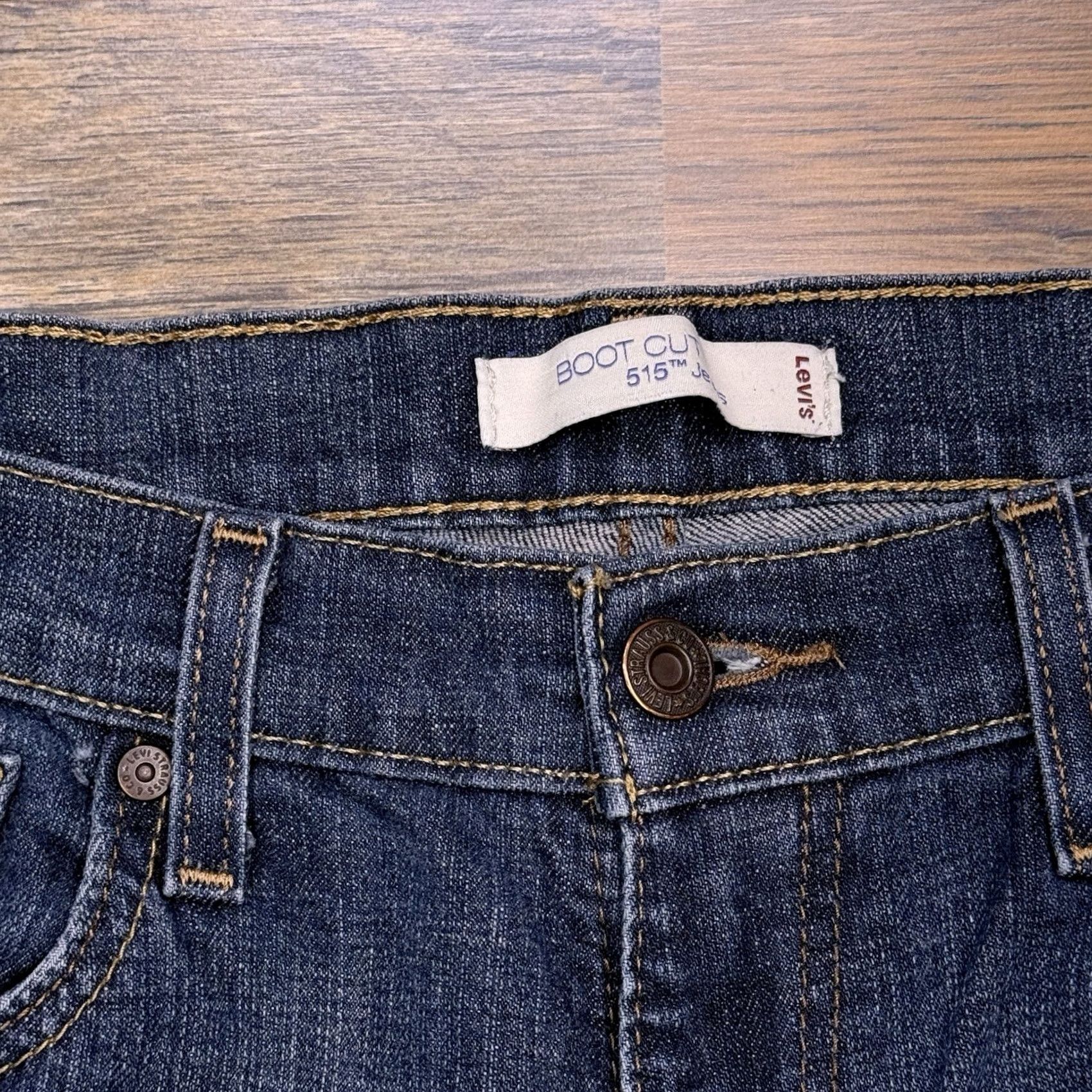 Levi's Levi's 515 Bootcut Jeans Womens 6 Medium Blue Mid Rise Stretch Denim 5-Pocket Classic Size 28" / US 6 / IT 42 - 4 Thumbnail