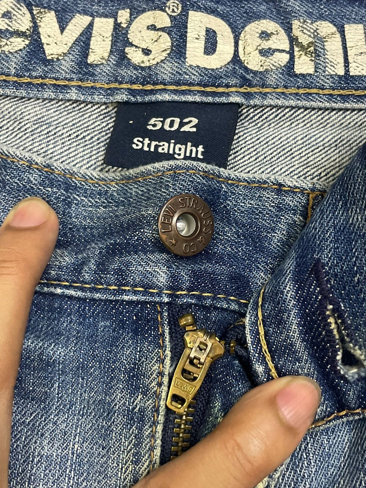 Levi's Vintage Levi’s 502 Zipped Pocket Baggy Fit Distressed Jeans Size US 34 / EU 50 - 9 Thumbnail
