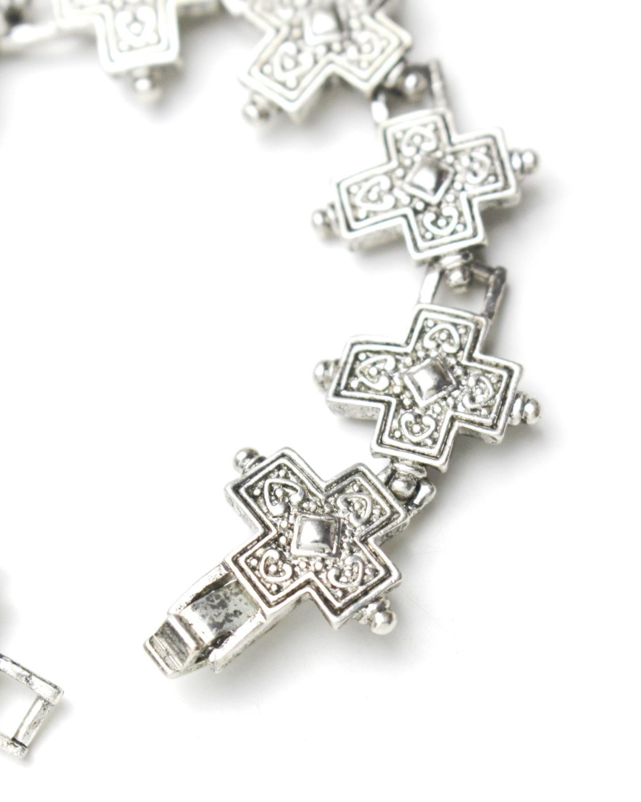 Japanese Brand 2000S JAPANESE MADE RELIC METAL CROSS BRACELET Size ONE SIZE - 5 Thumbnail