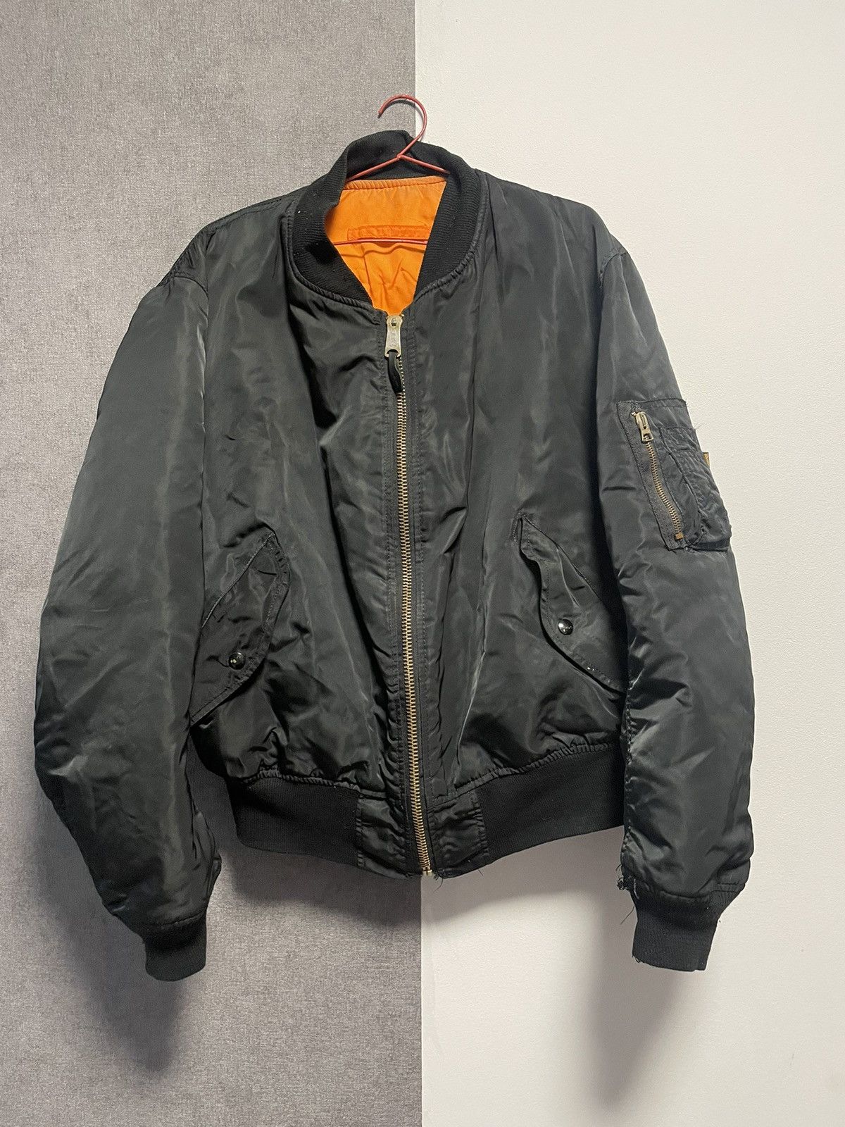 image of 90's Alpha Industries Distressed Bomber Ma-1 Y2K in Black, Men's (Size XL)