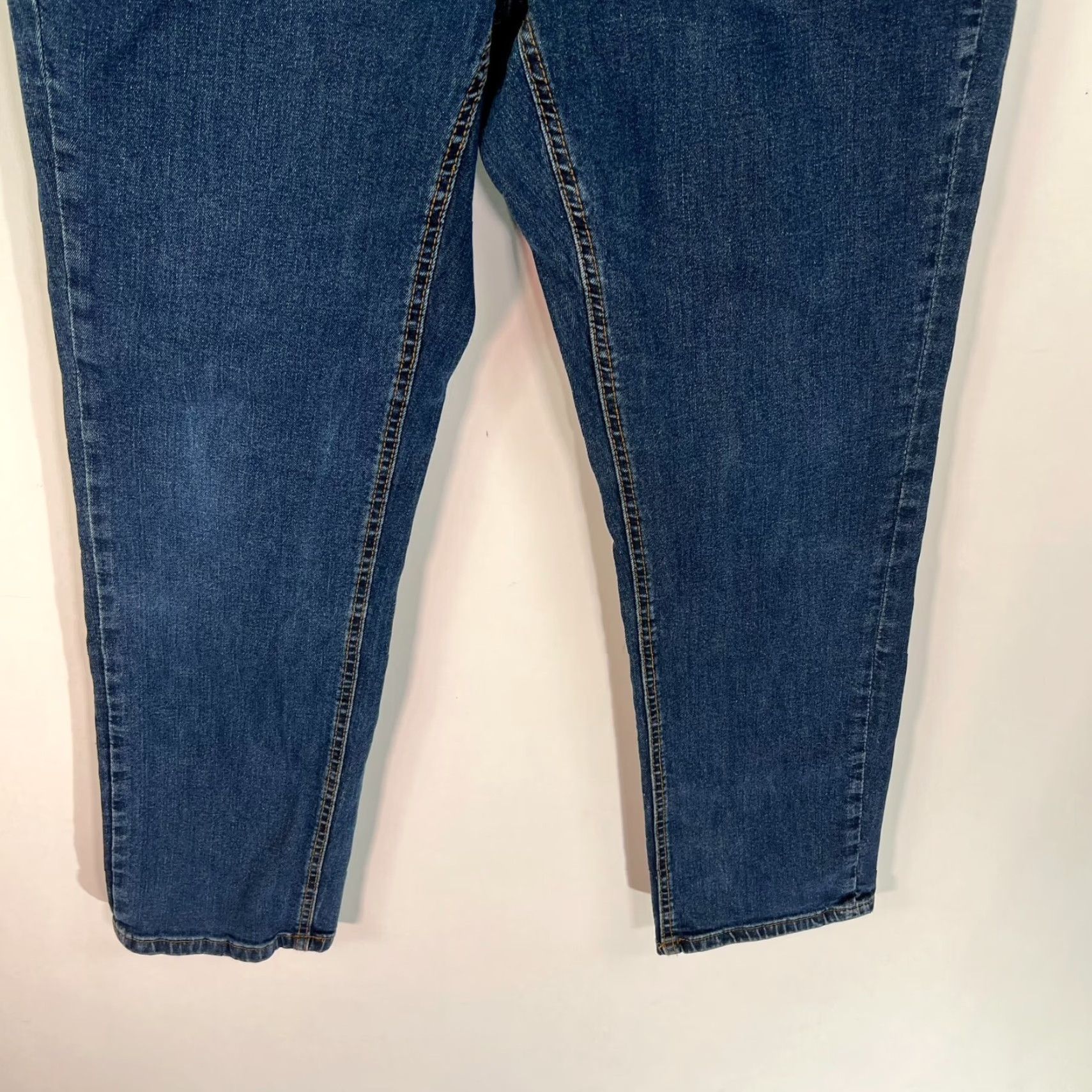 Izod IZOD Jeans Main Selling Point IZOD Straight Fit Jeans Mens Size 34 Blue 34 X 30 Regular Mens Size US 34 / EU 50 - 4 Thumbnail
