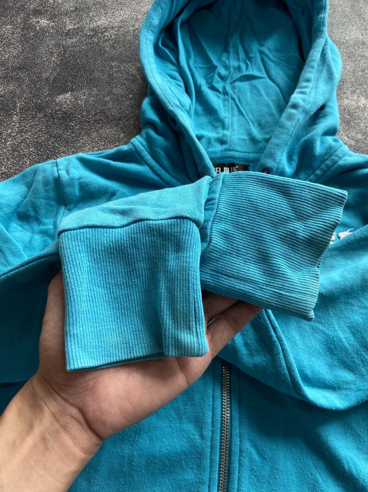 Angel Blue 💥BINDING OFFER💥Angel Blue Vintage Script Hoodie Size US M / EU 48-50 / 2 - 6 Thumbnail