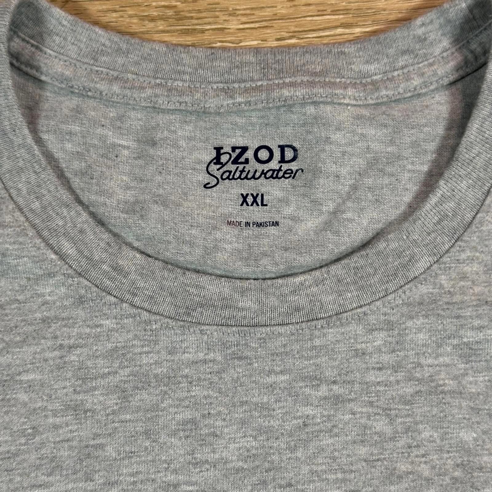 Izod IZOD Saltwater Menswear T-shirt XXL Gray Saltwater Graphic Size US XXL / EU 58 / 5 - 4 Thumbnail