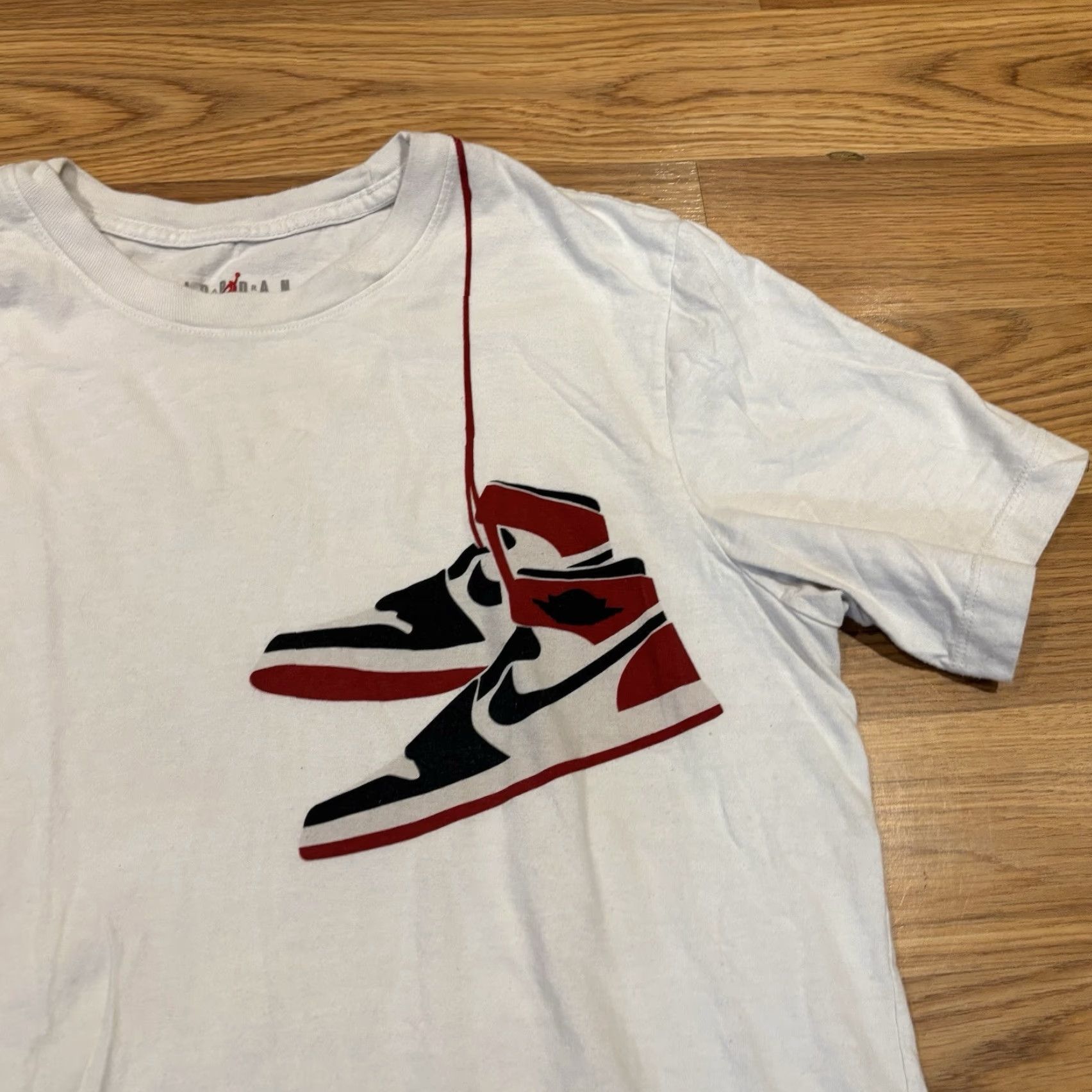 Nike Nike Michael Air Jordan AJ1 Shoe Sneakers White Tee T-shirt Men’s Size Medium Size US M / EU 48-50 / 2 - 2 Thumbnail