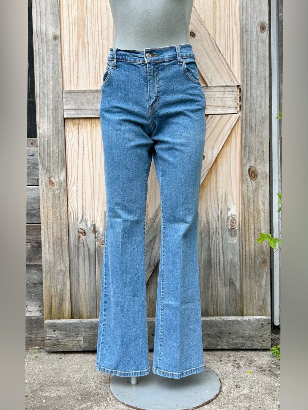 Levi's Vintage Clothing Vintage Y2K Levis 550 Stretch Denim Mid Rise Boot Cut Jeans Size 28" / US 6 / IT 42 - 1 Thumbnail