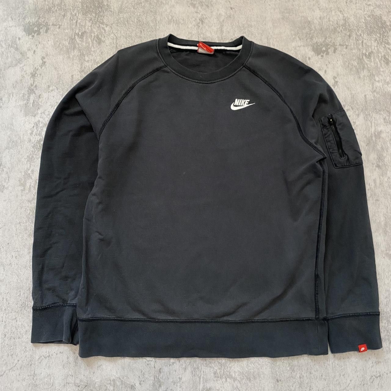 Nike Black Nike crewneck sweatshirt with embroidered Size US M / EU 48-50 / 2 - 1 Thumbnail