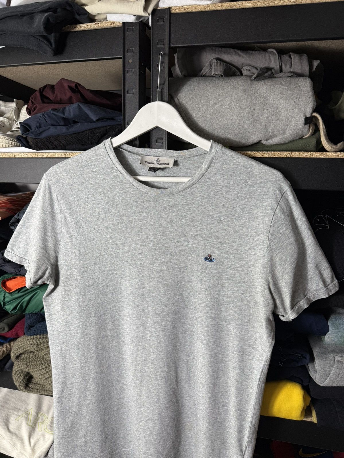 Vivienne Westwood Vivienne Westwood T Shirt Grey Orb Logo Distressed Used Size US L / EU 52-54 / 3 - 2 Thumbnail