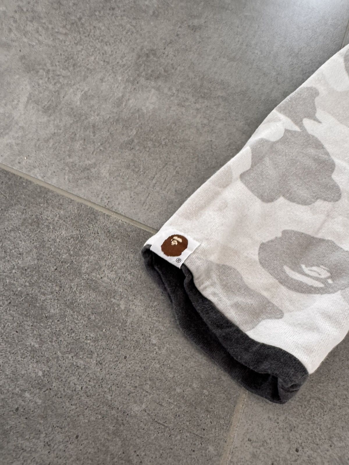Bape OG Bape Japan Reversible Camo longsleeve Size US L / EU 52-54 / 3 - 3 Thumbnail