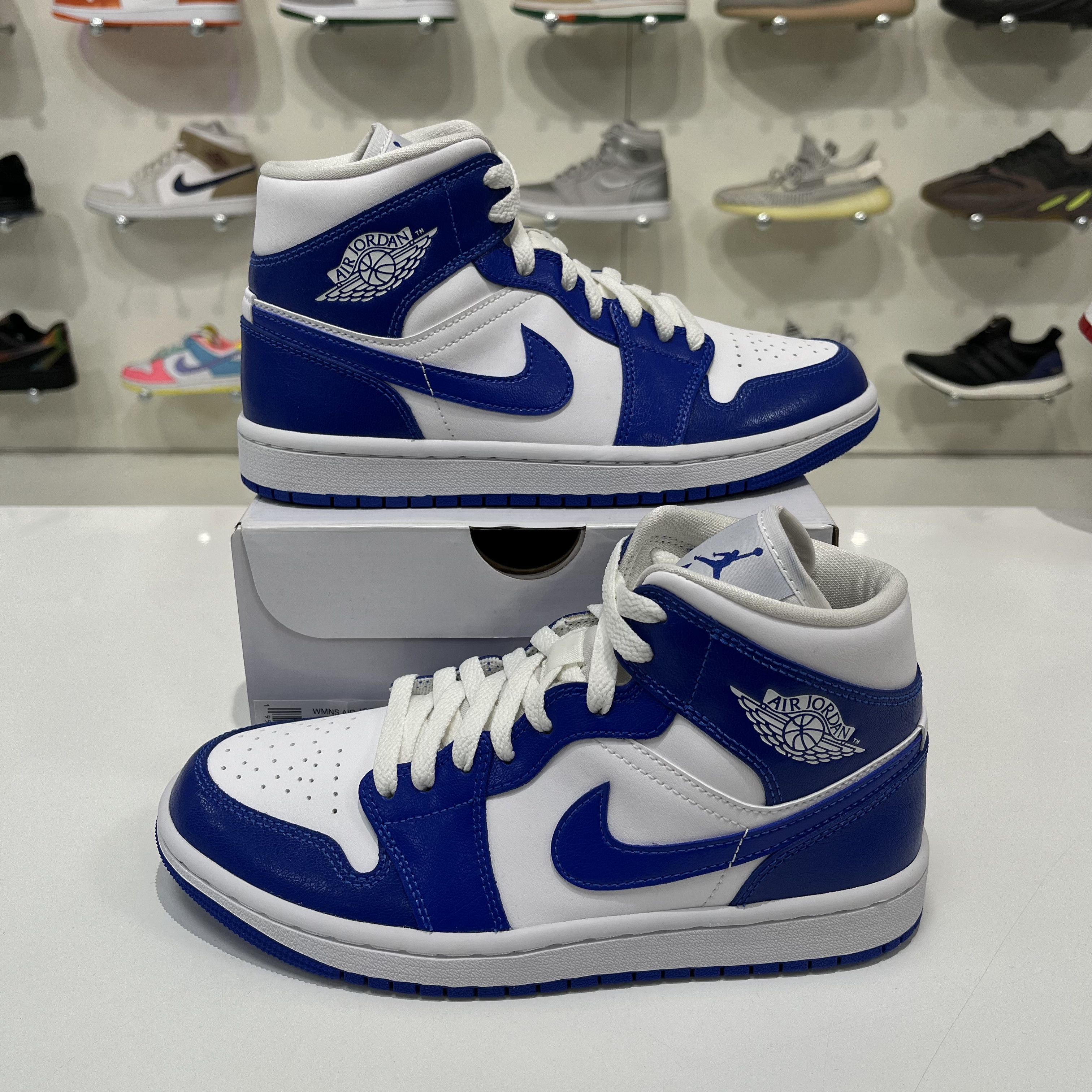 Nike Air jordan 1 Mid Kentucky Blue (W) Size US 7 / IT 37 - 1 Thumbnail