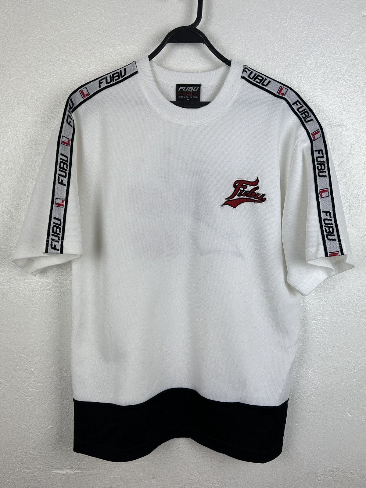Fubu Vintage Fubu 05 The Collection Lampas Shortsleeve T-Shirt Size US M / EU 48-50 / 2 - 1 Thumbnail