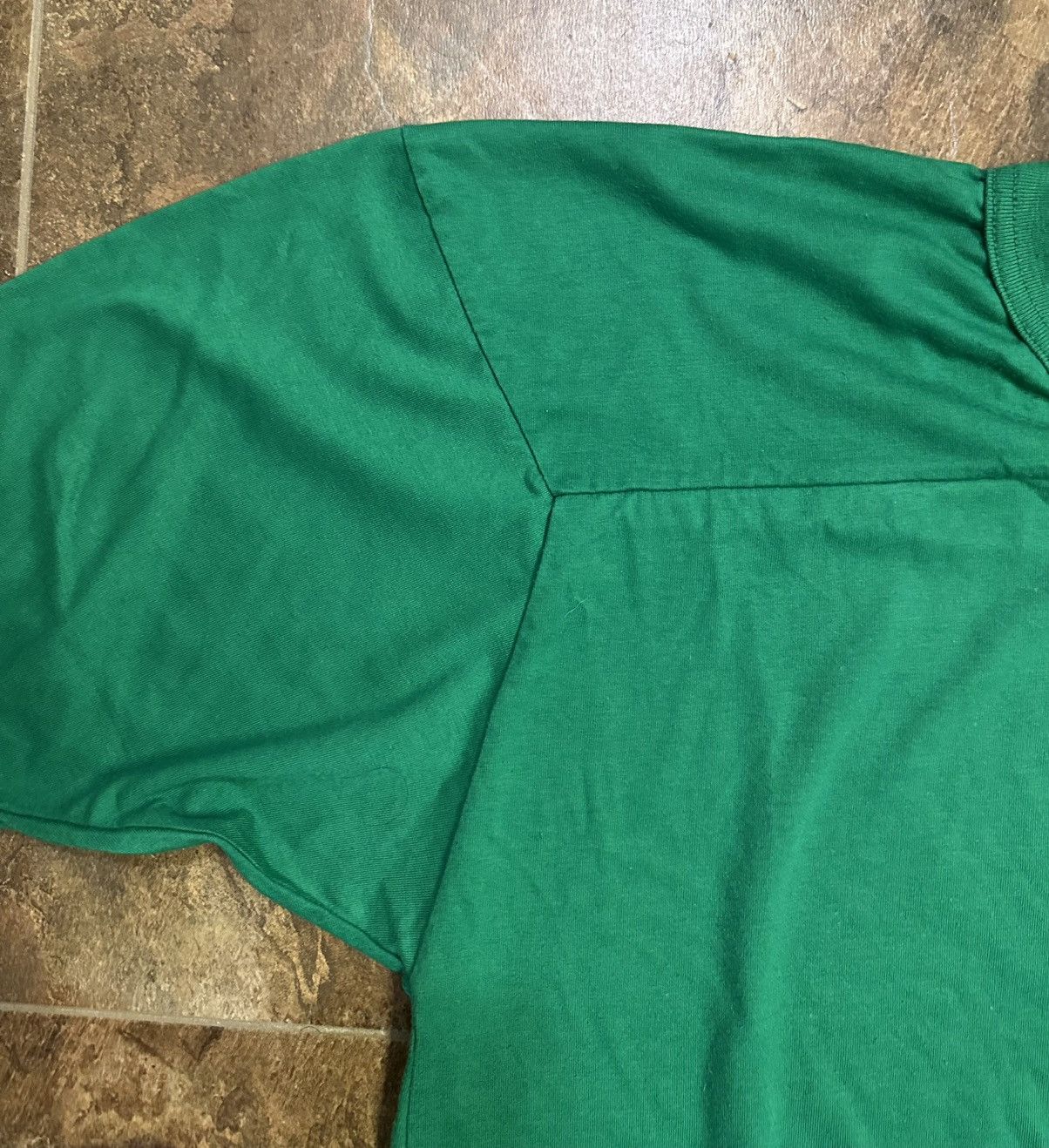 Vintage Vintage 1970s Gator Athletics Ringer Football T Shirt XL USA Size US XL / EU 56 / 4 - 4 Thumbnail
