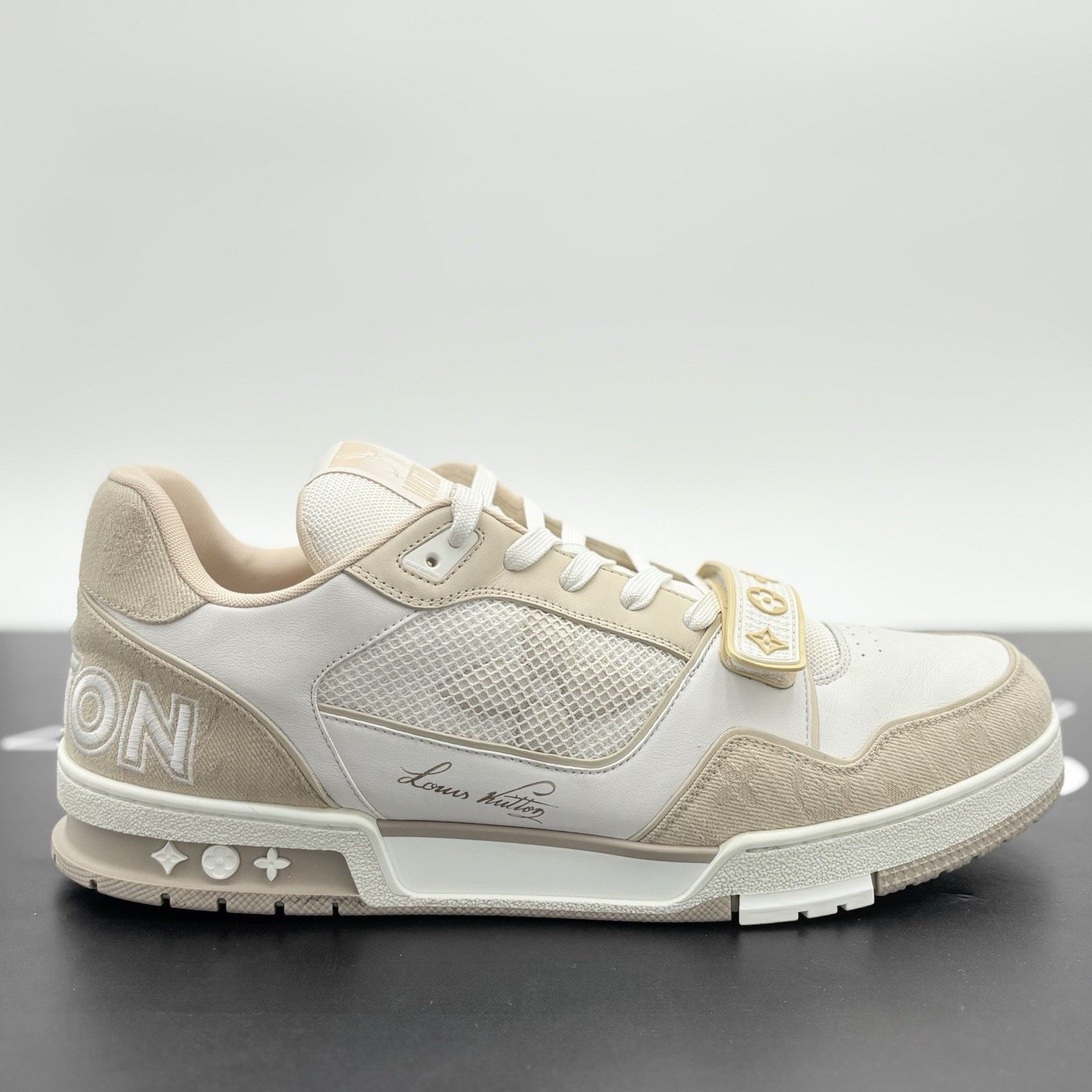 Louis Vuitton 13-13.5 Louis Vuitton Trainer Strap ' Beige ' | GREAT COND! Size US 13 / EU 46 - 2 Thumbnail