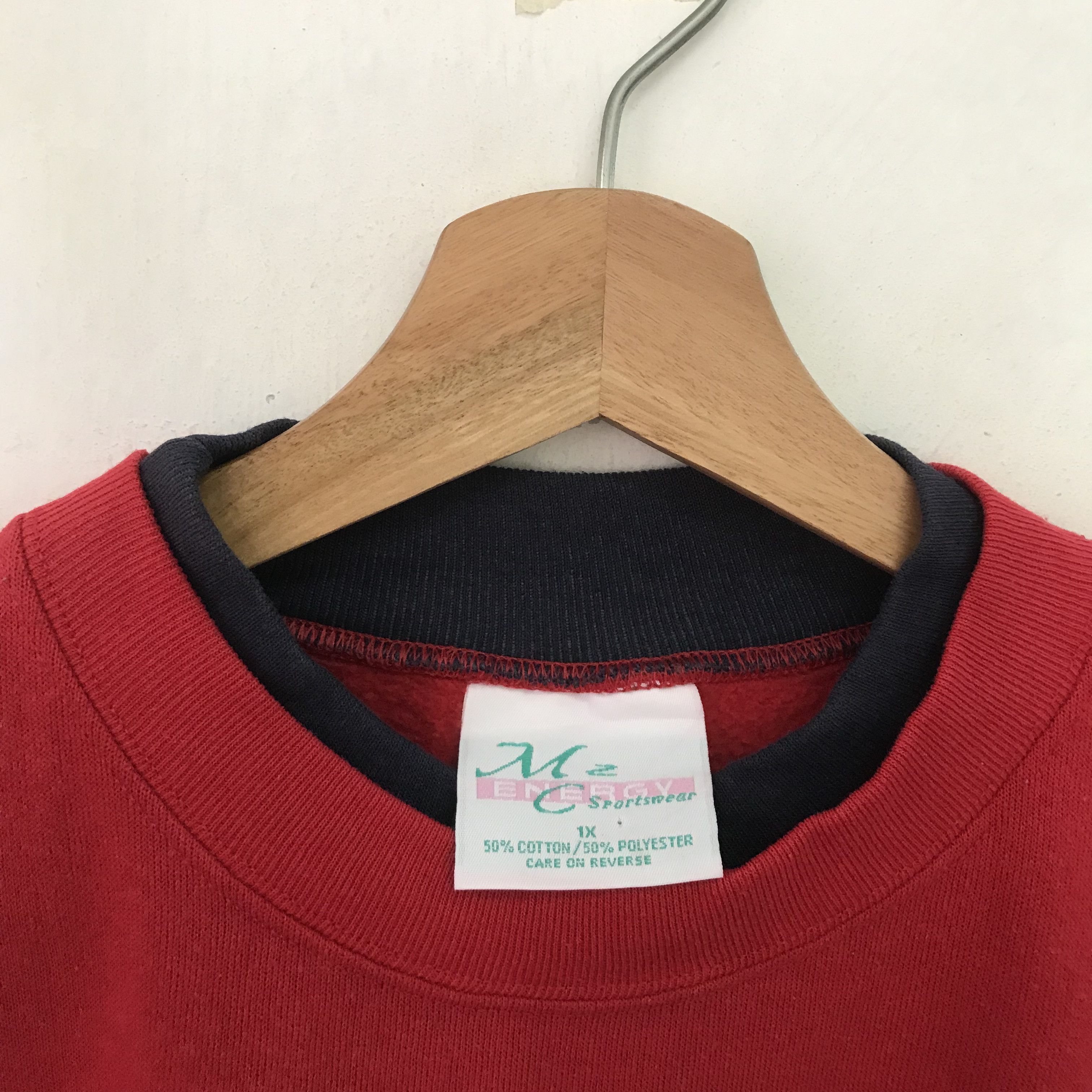 Japanese Brand Vintage Snowman Graphic Red Sweatshirt-63 Size US XL / EU 56 / 4 - 6 Thumbnail