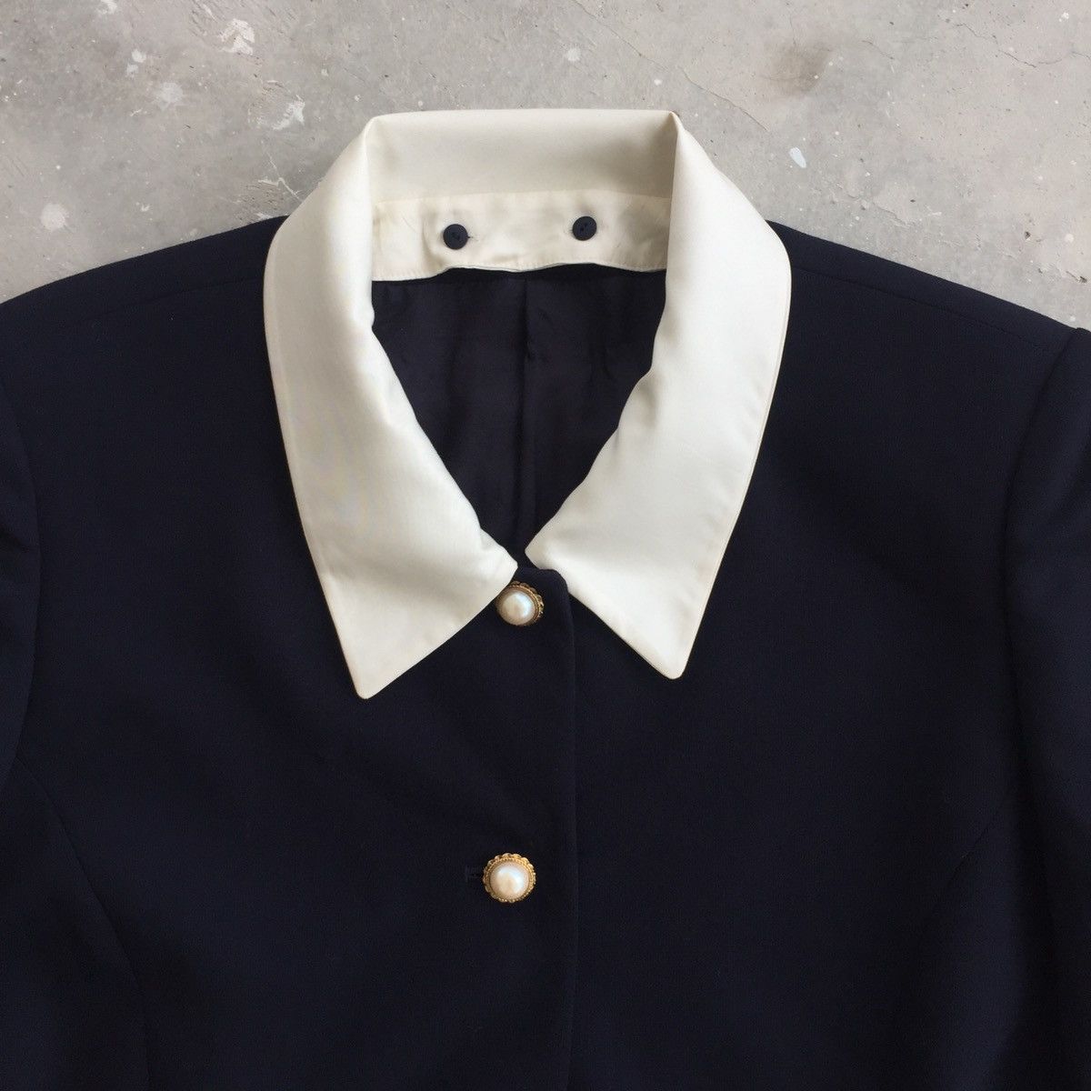 Burberry BURBERRYS Contrast Collar Blazer Size S / US 4 / IT 40 - 2 Thumbnail