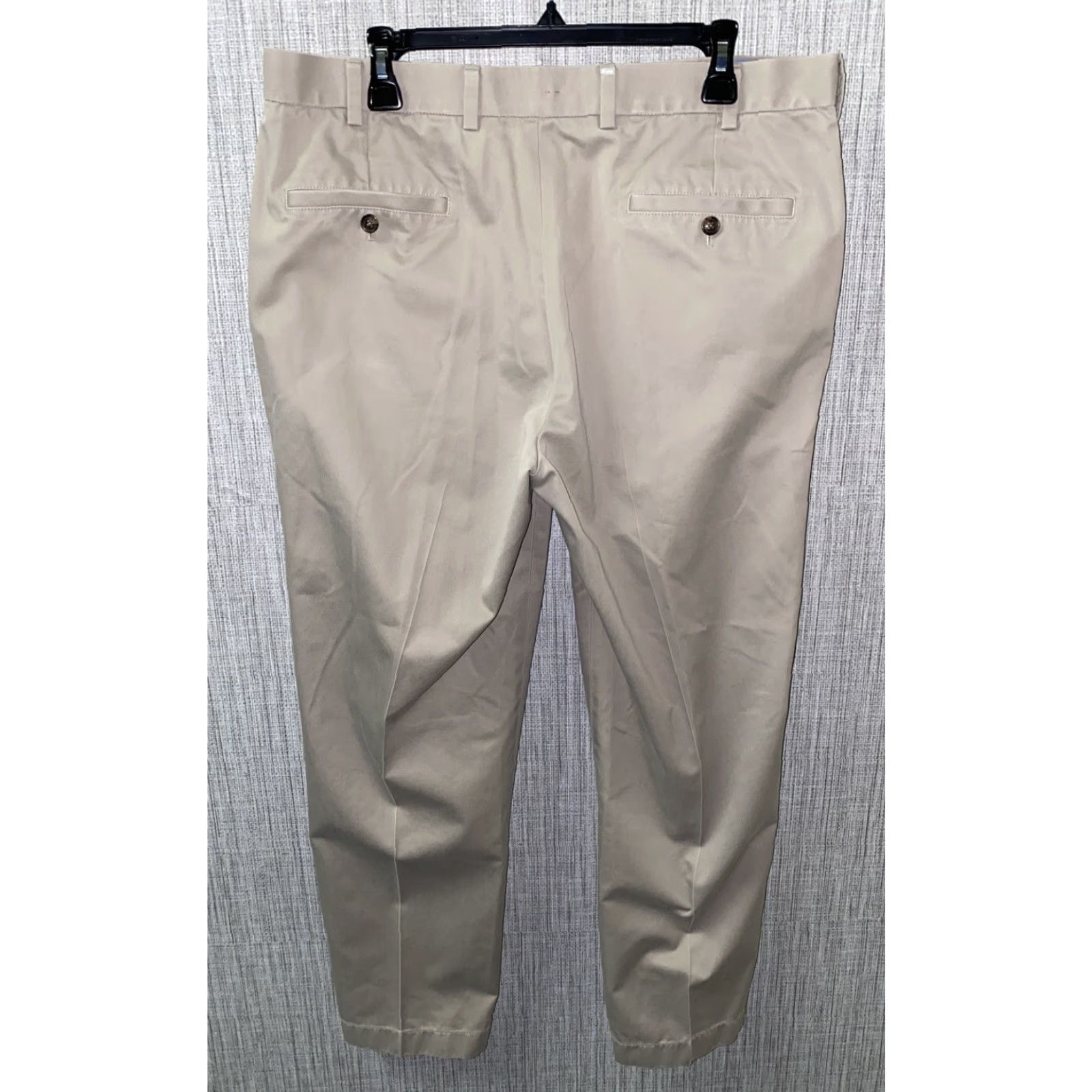 Brooks Brothers Brooks Brothers Dress Pants 346 Mens Light Beige Pleated Regular Inseam 30 Size 37 X 30 Beige Mens Pants Size US 37 - 4 Thumbnail
