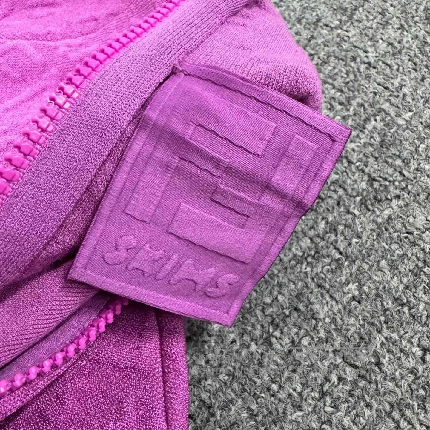 Fendi Fendi x Skims Logo Embossed Dress. Size XS / US 0-2 / IT 36-38 - 8 Thumbnail