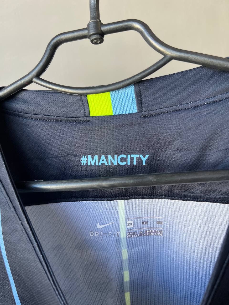 Nike 2018/19 MANCHESTER CITY #33 G. JESUS AWAY SOCCER JERSEY 3XL Size US XXL / EU 58 / 5 - 11 Thumbnail