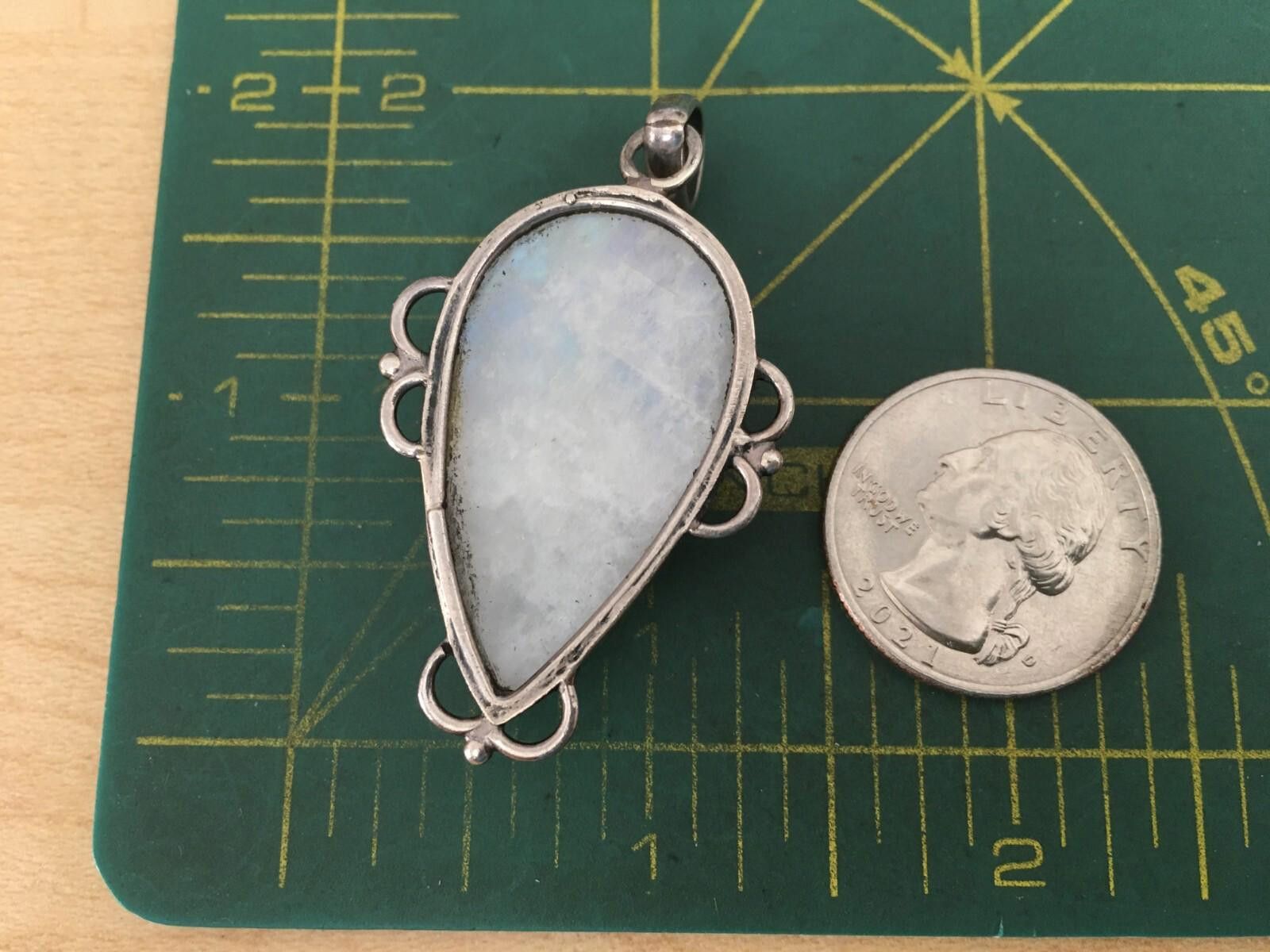 Sterling Silver 14g Vintage Necklace MARKED 925 White Stone with 925 chain Size ONE SIZE - 4 Thumbnail