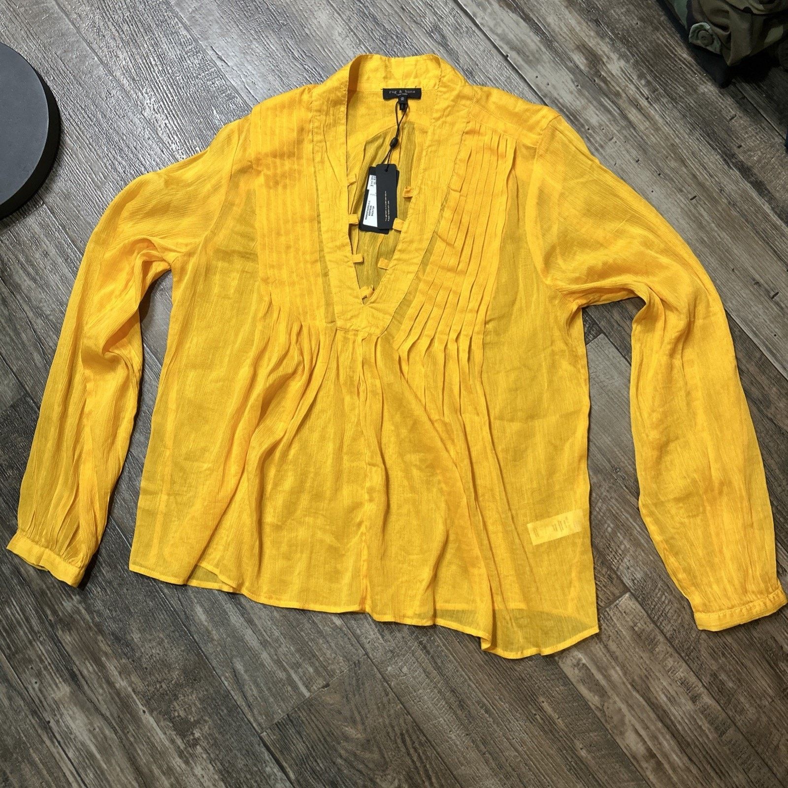 Split Rag & Bone Sachi Pleat Split Neck Cotton/Silk Top Safron M Size M / US 6-8 / IT 42-44 - 1 Thumbnail