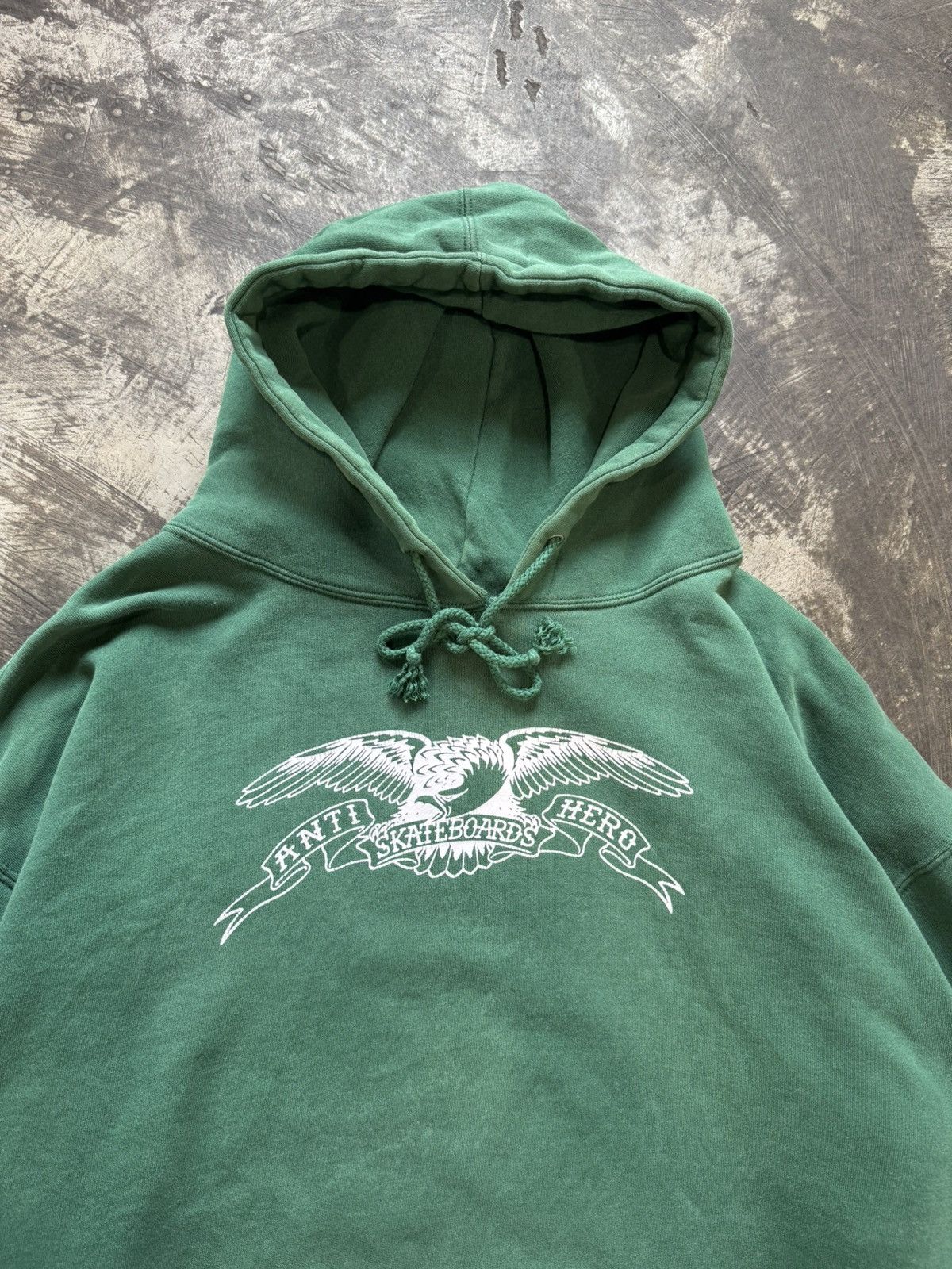 Antihero VINTAGE ANTI HERO SKATEBOARDS GREEN HOODIE Size US XL / EU 56 / 4 - 2 Thumbnail