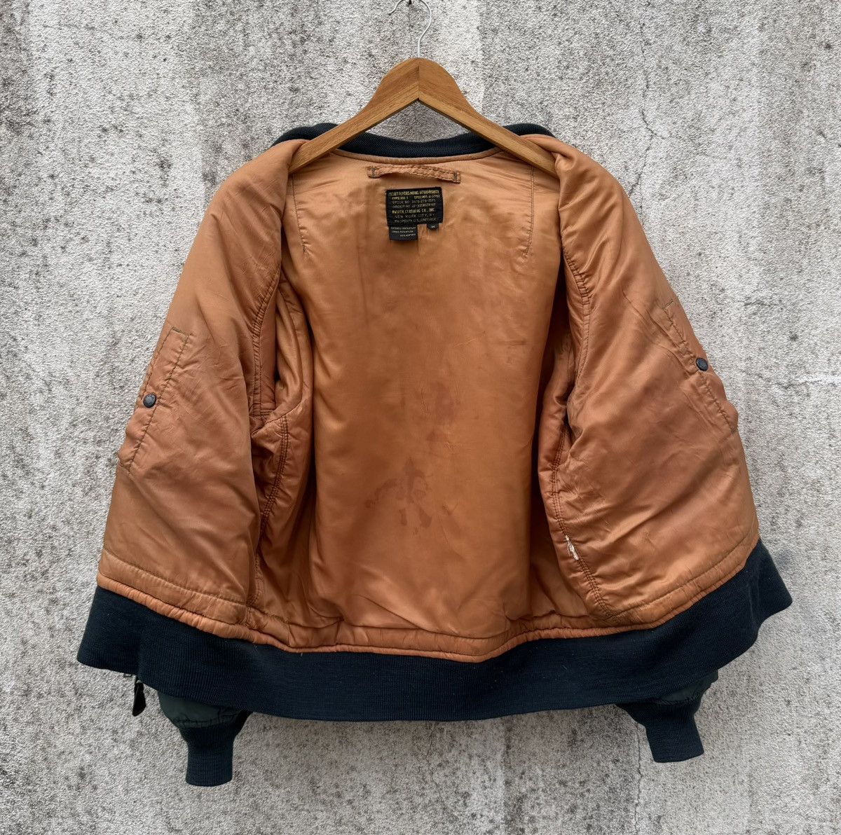 Avirex Vintage Avirex Flyer’s Mans Intermediate Ma-1 Bomber Jacket Size US M / EU 48-50 / 2 - 16 Thumbnail