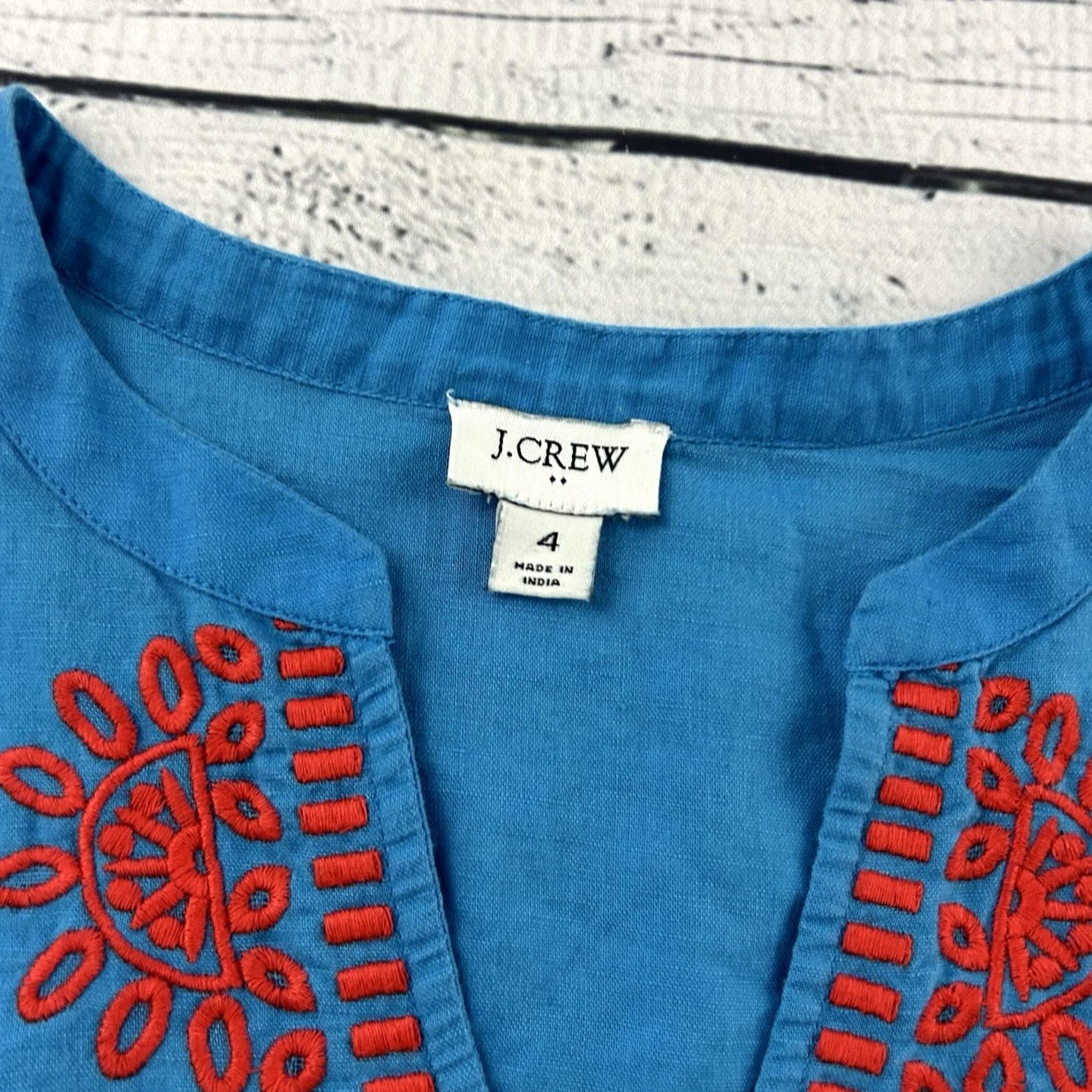 J.Crew J.Crew Sleeveless Linen Cotton Blend Embroidered Shirt Women's 4 Blue Size S / US 4 / IT 40 - 2 Thumbnail