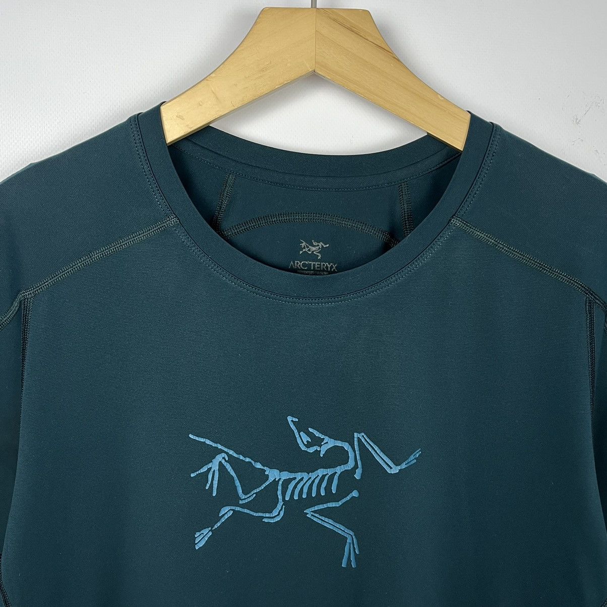 Arc'teryx Arc’teryx big logo bird gorpcore tee Size US L / EU 52-54 / 3 - 2 Thumbnail