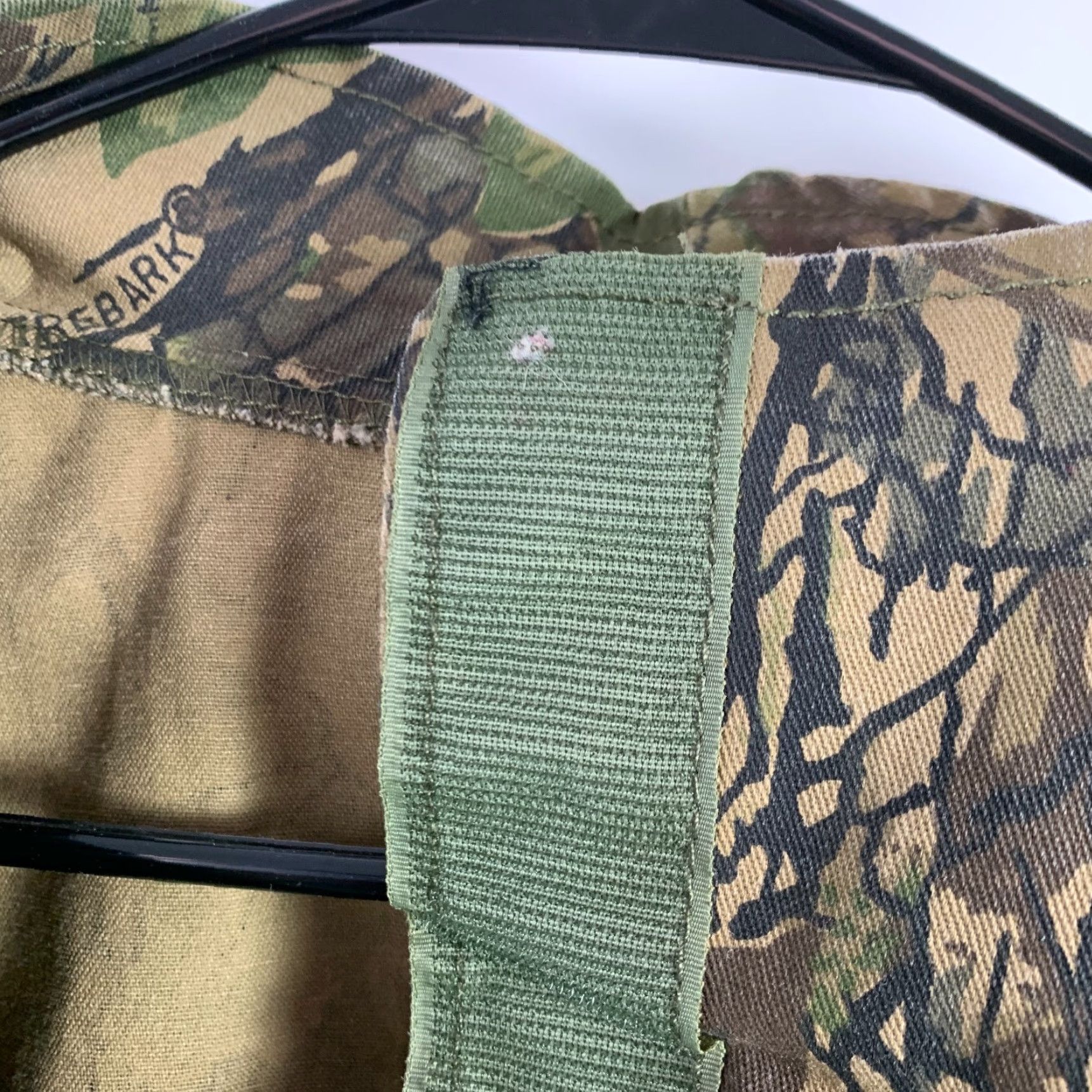 Vintage VINTAGE Renegade Jacket Camouflage Hook Loop Twill Pullover L Men Large Camo 65% Cotton 35% Polyester Size US L / EU 52-54 / 3 - 6 Thumbnail