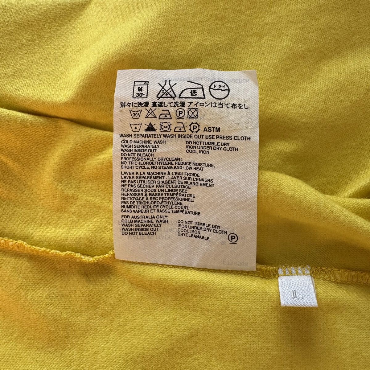 Prada 🔥🔥 Prada Red Tab Yellow Cotton T-Shirt Size US L / EU 52-54 / 3 - 7 Thumbnail