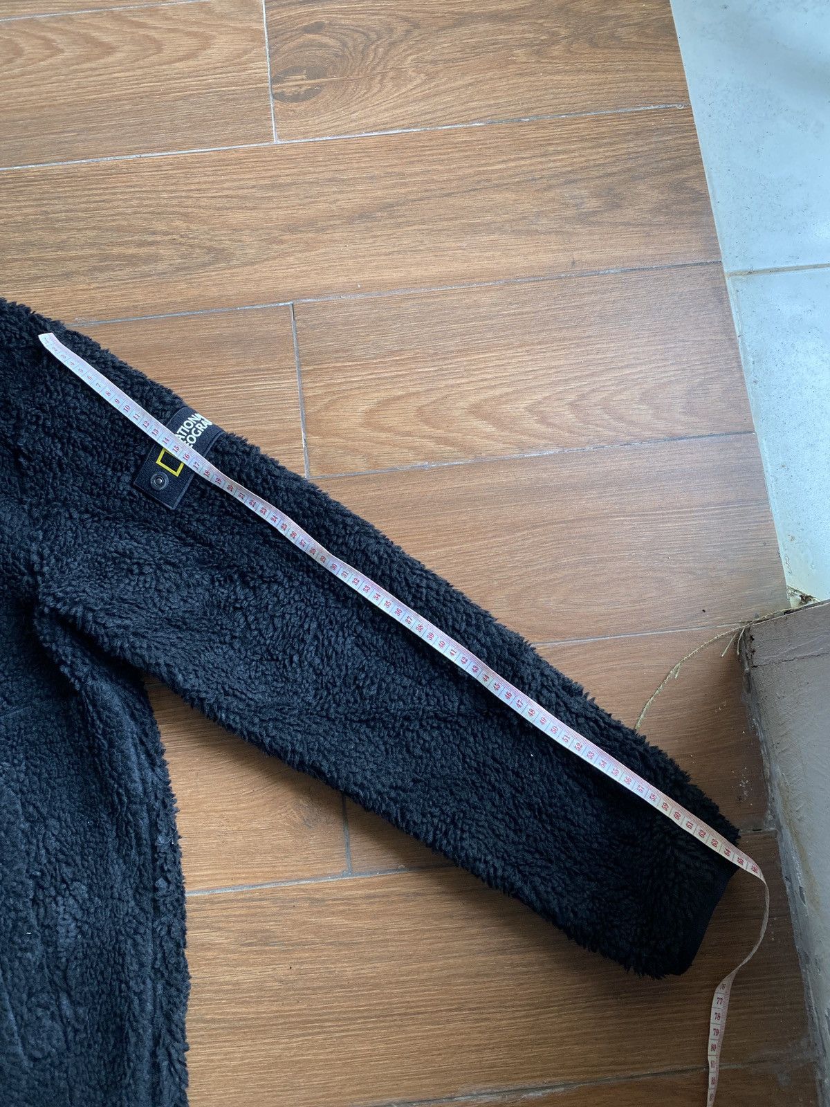 Japanese Brand National Geographic Black Fleece Jacket Full Zip Size L Size US L / EU 52-54 / 3 - 7 Thumbnail
