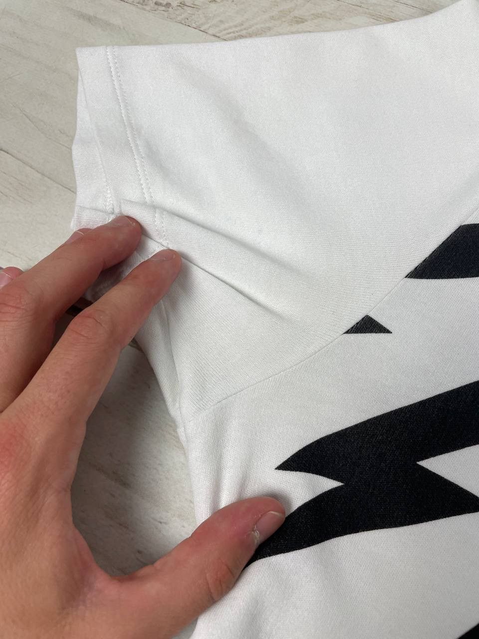Neil Barrett Neil Barrett Bolt T-Shirt Over Print M Size US M / EU 48-50 / 2 - 5 Thumbnail